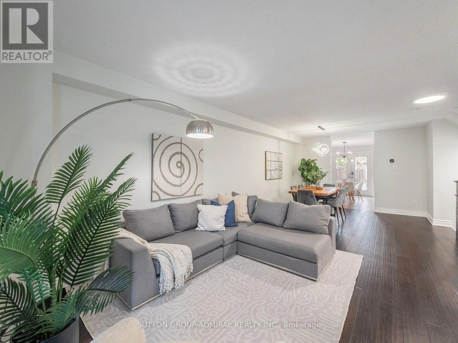 5 MELIA LANE