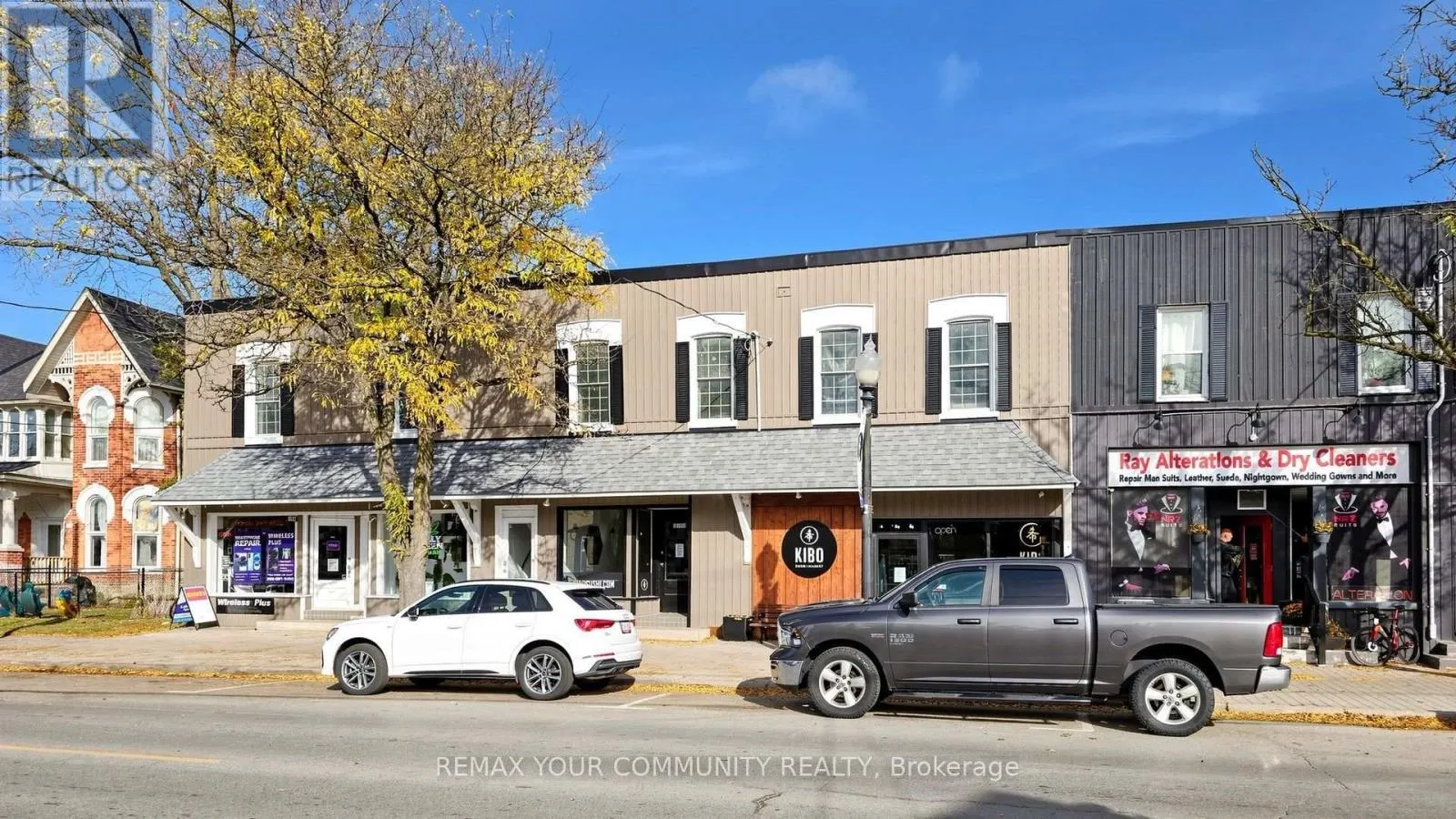 UNITS 6132 - 6140-6132 MAIN STREET N