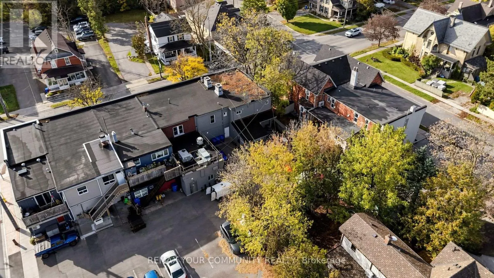 UNITS 6132 - 6140-6132 MAIN STREET N