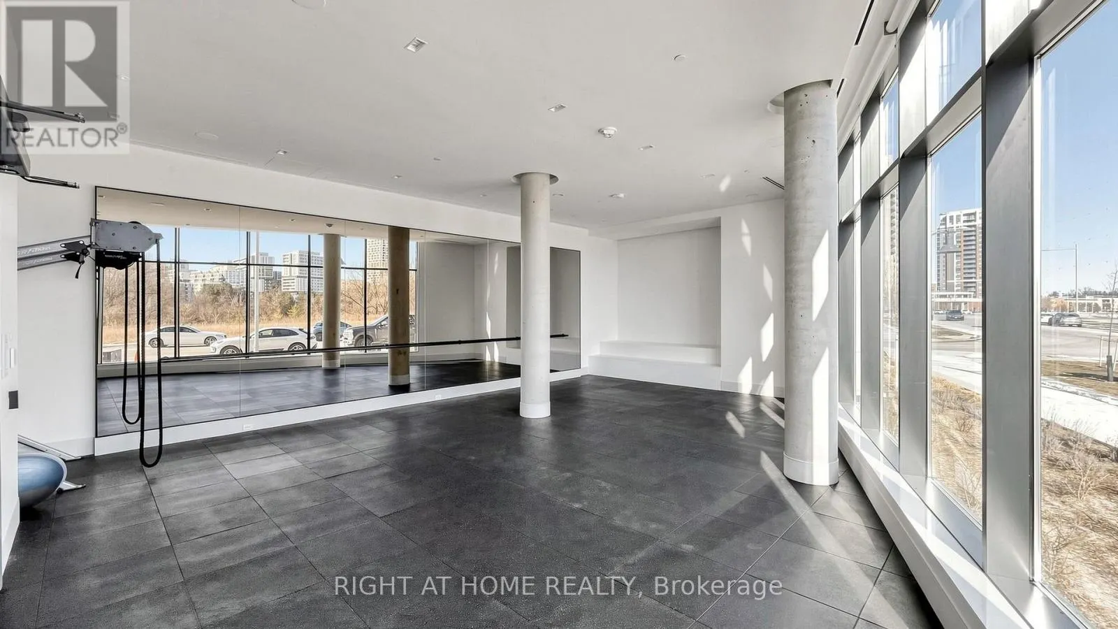 818 - 38 WATER WALK DRIVE
