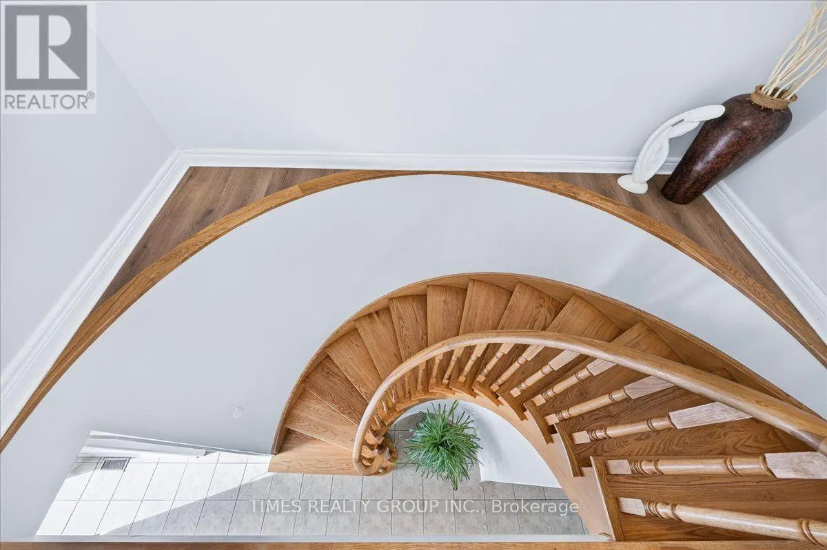 224 WESTWAY CRESCENT