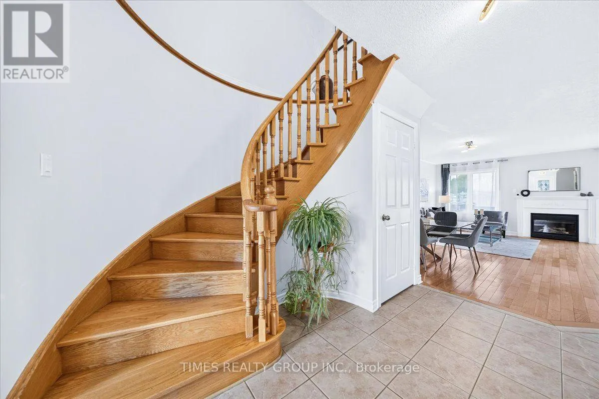 224 WESTWAY CRESCENT