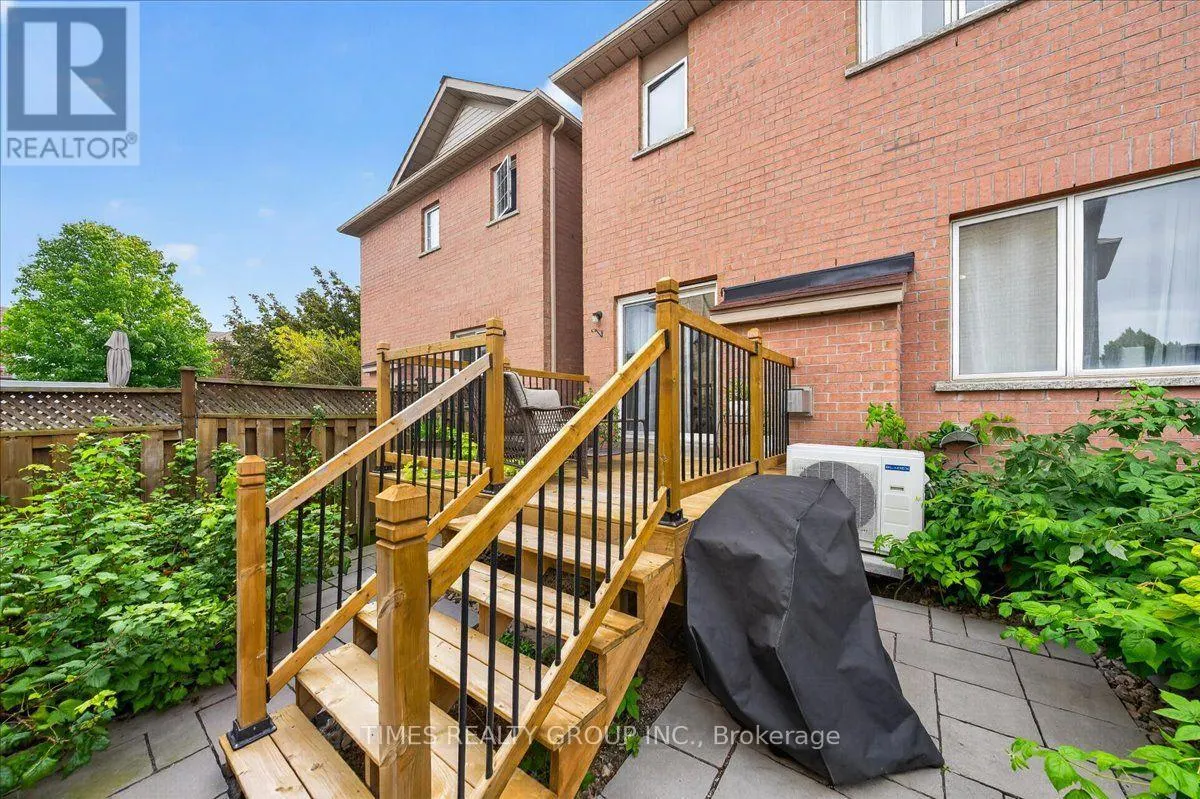 224 WESTWAY CRESCENT