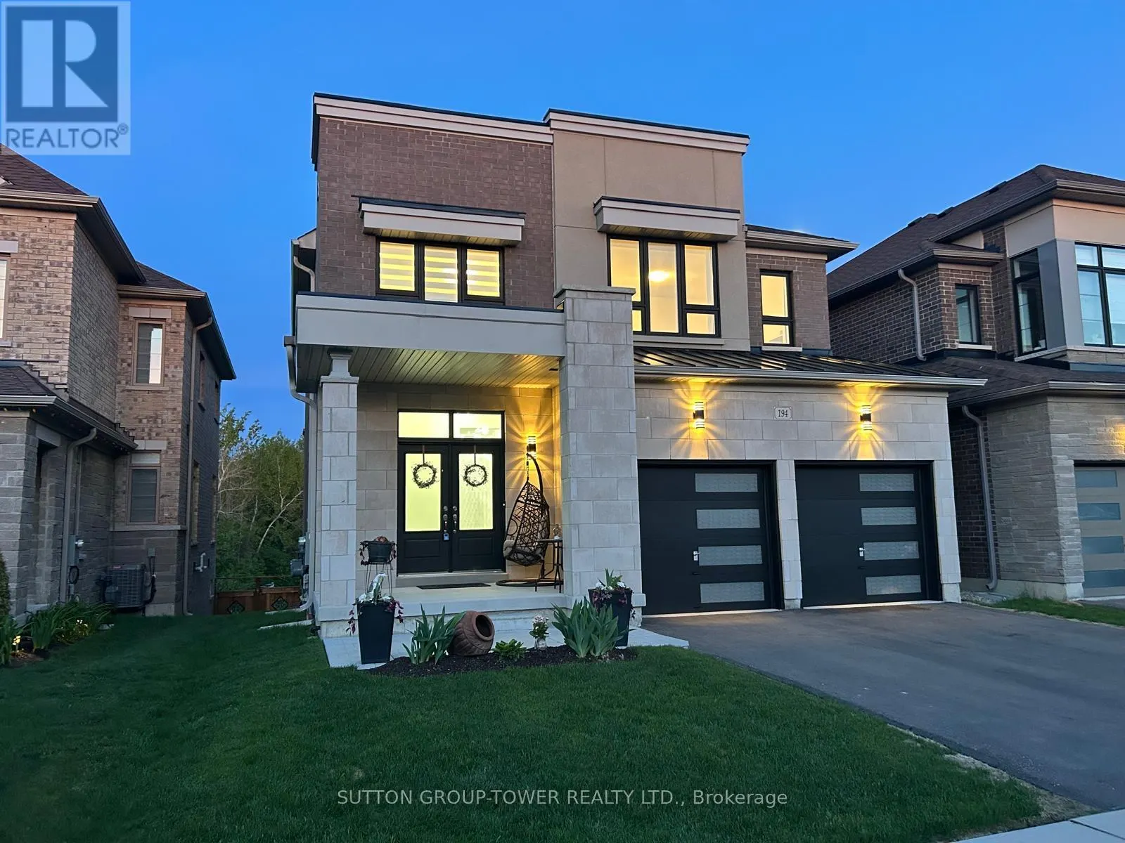 194 FERRAGINE CRESCENT