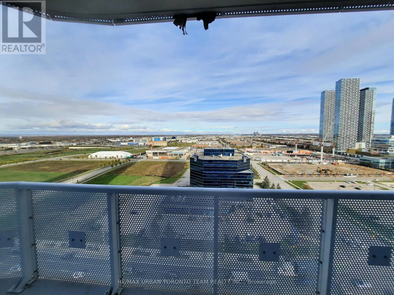 1803 - 8 INTERCHANGE WAY