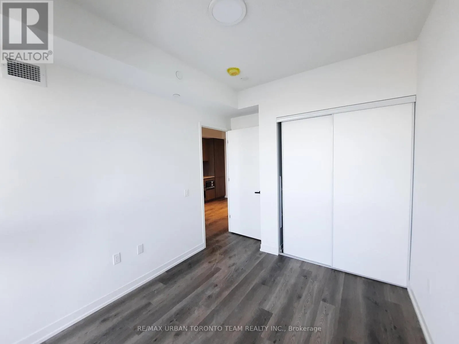 1803 - 8 INTERCHANGE WAY