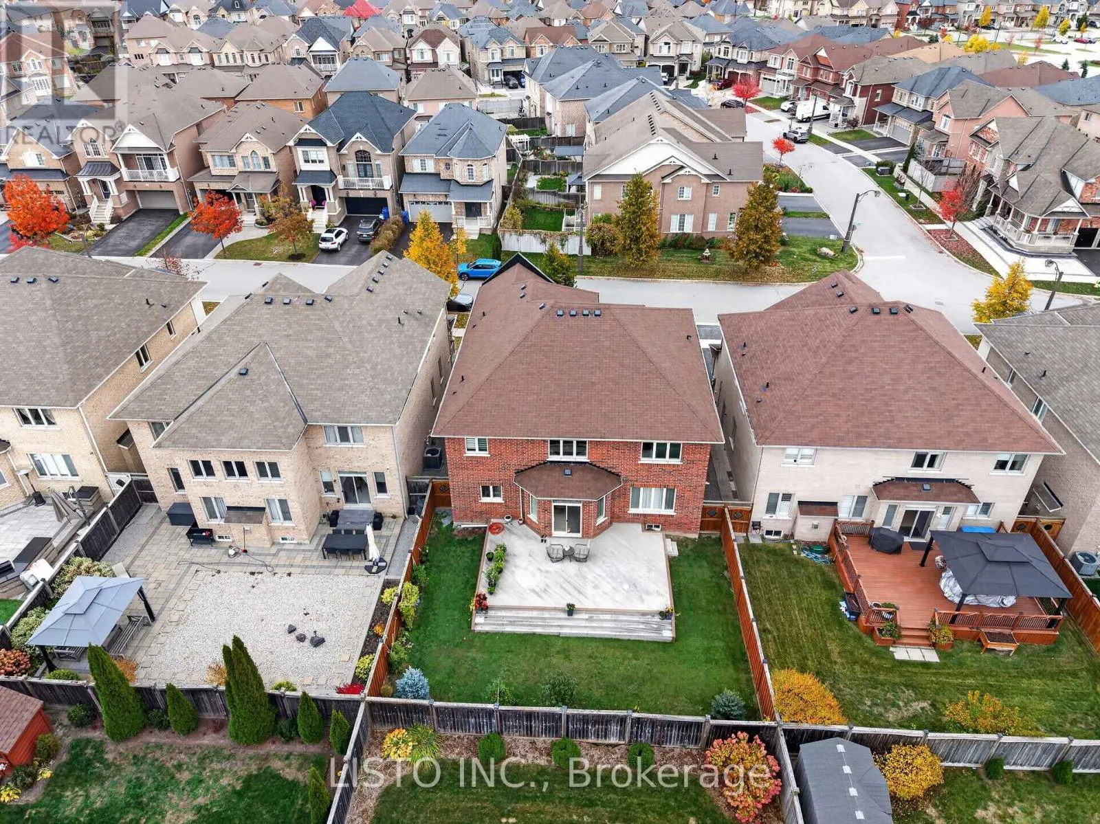 34 GREENFOREST GROVE