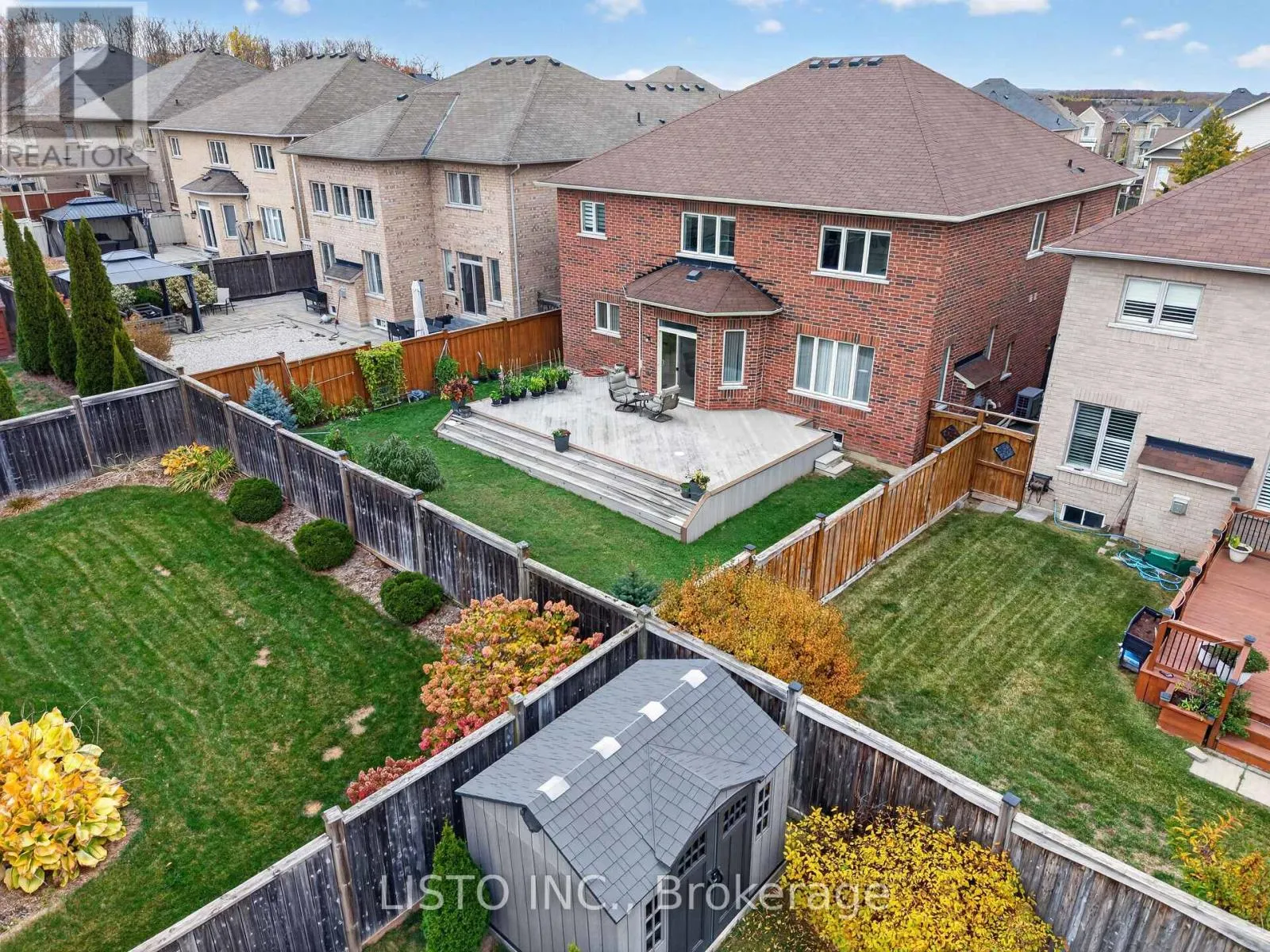 34 GREENFOREST GROVE