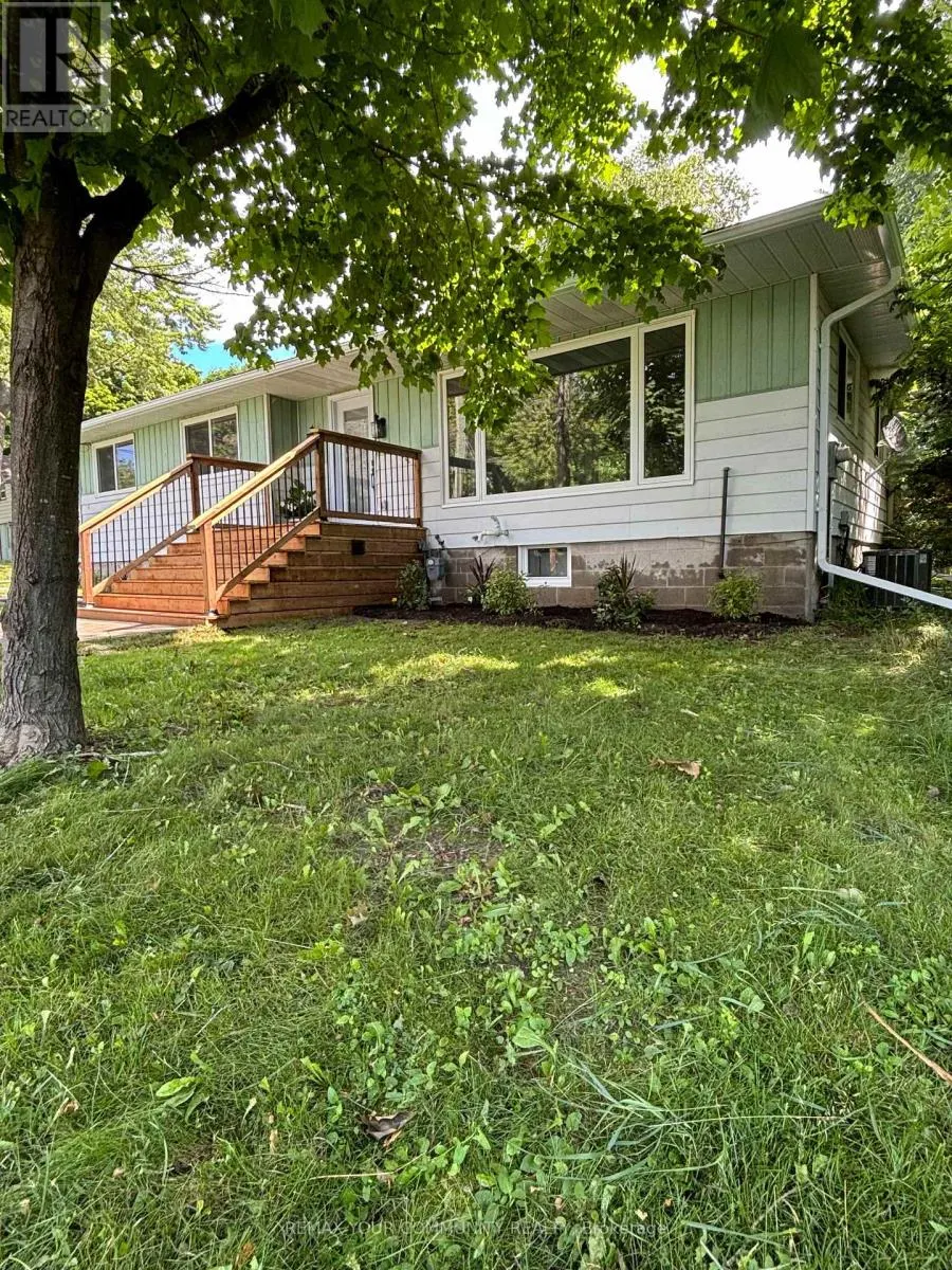 BSMT - 206 LAIDLAW STREET S