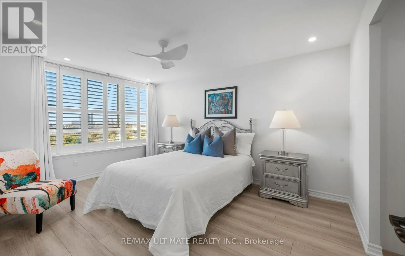 PH9 - 55 AUSTIN DRIVE