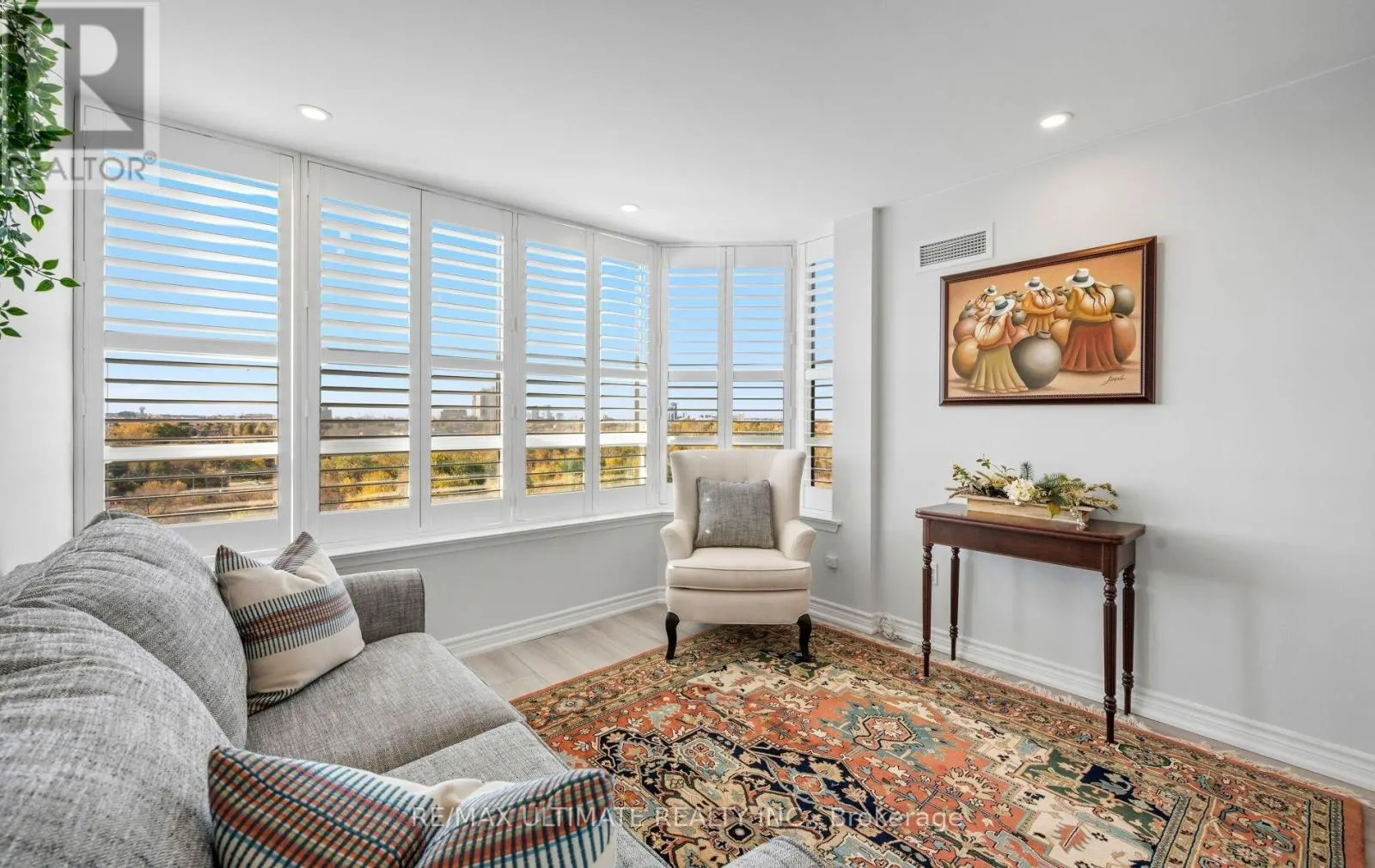PH9 - 55 AUSTIN DRIVE