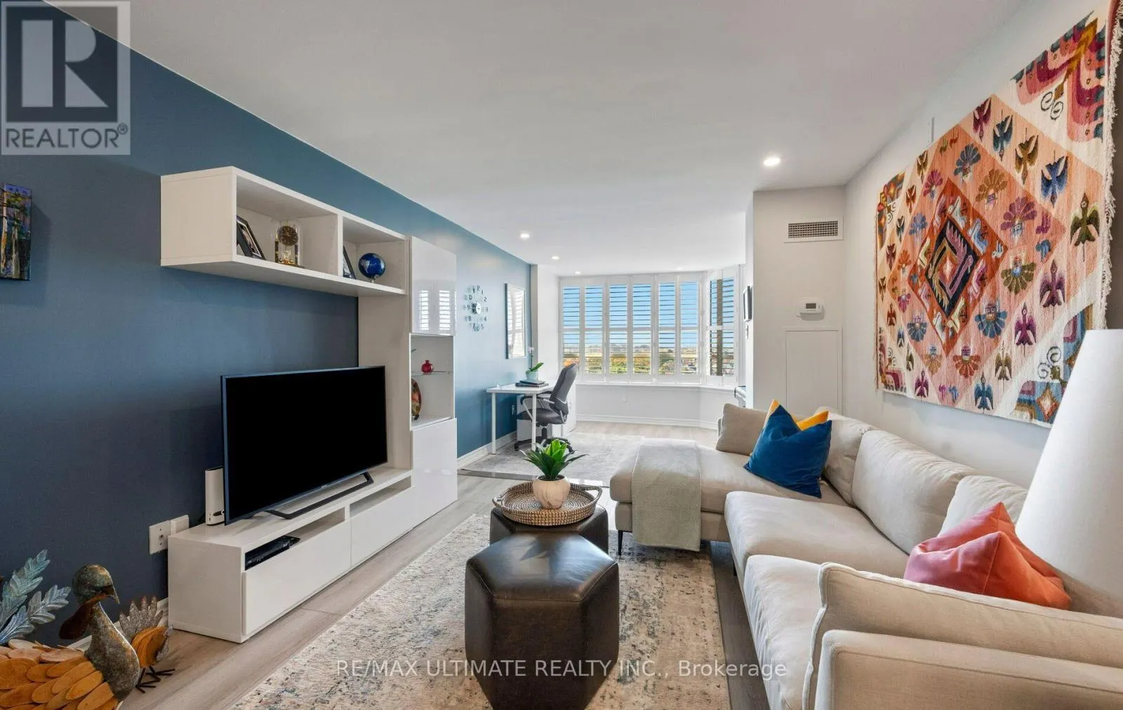 PH9 - 55 AUSTIN DRIVE