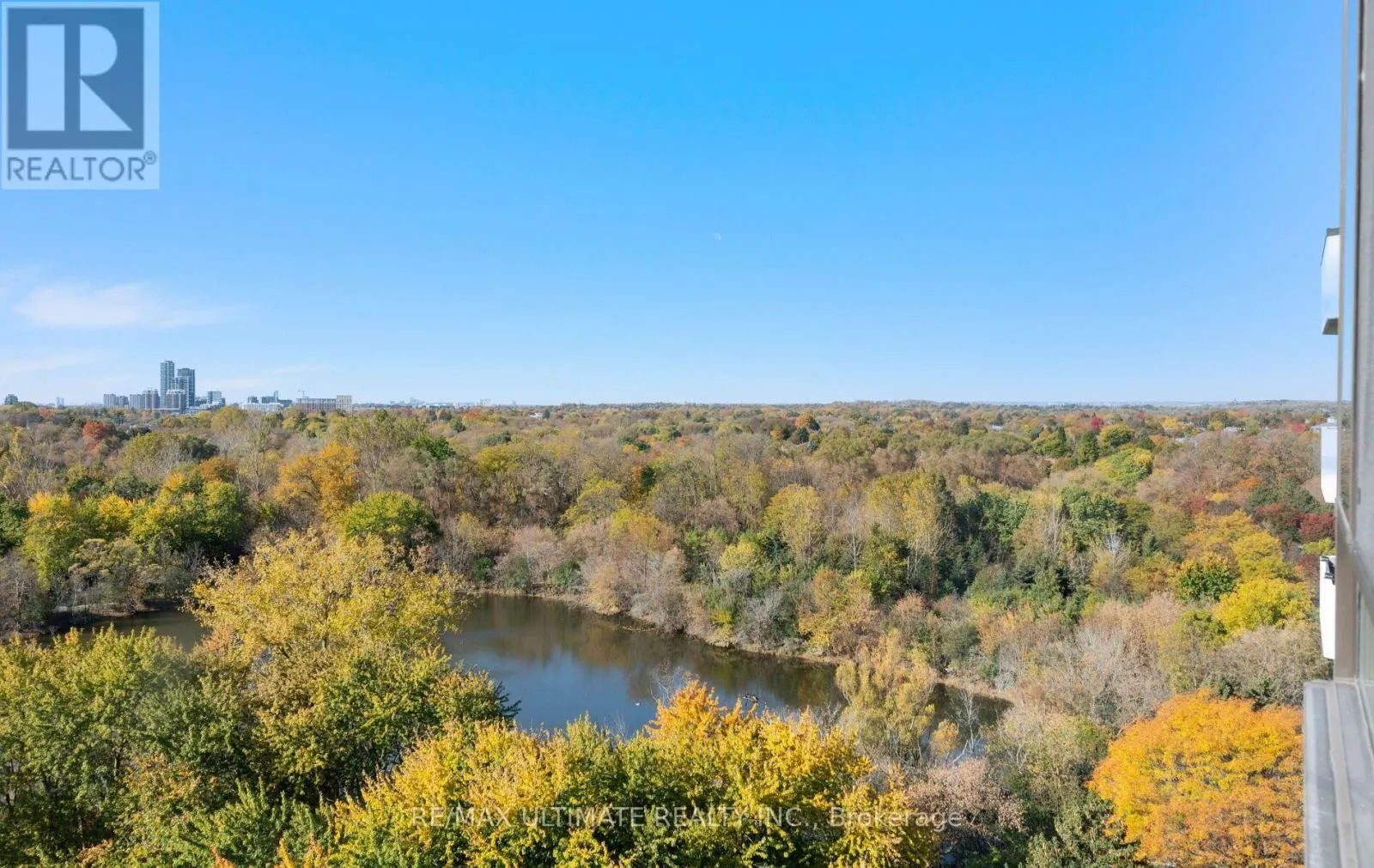 PH9 - 55 AUSTIN DRIVE