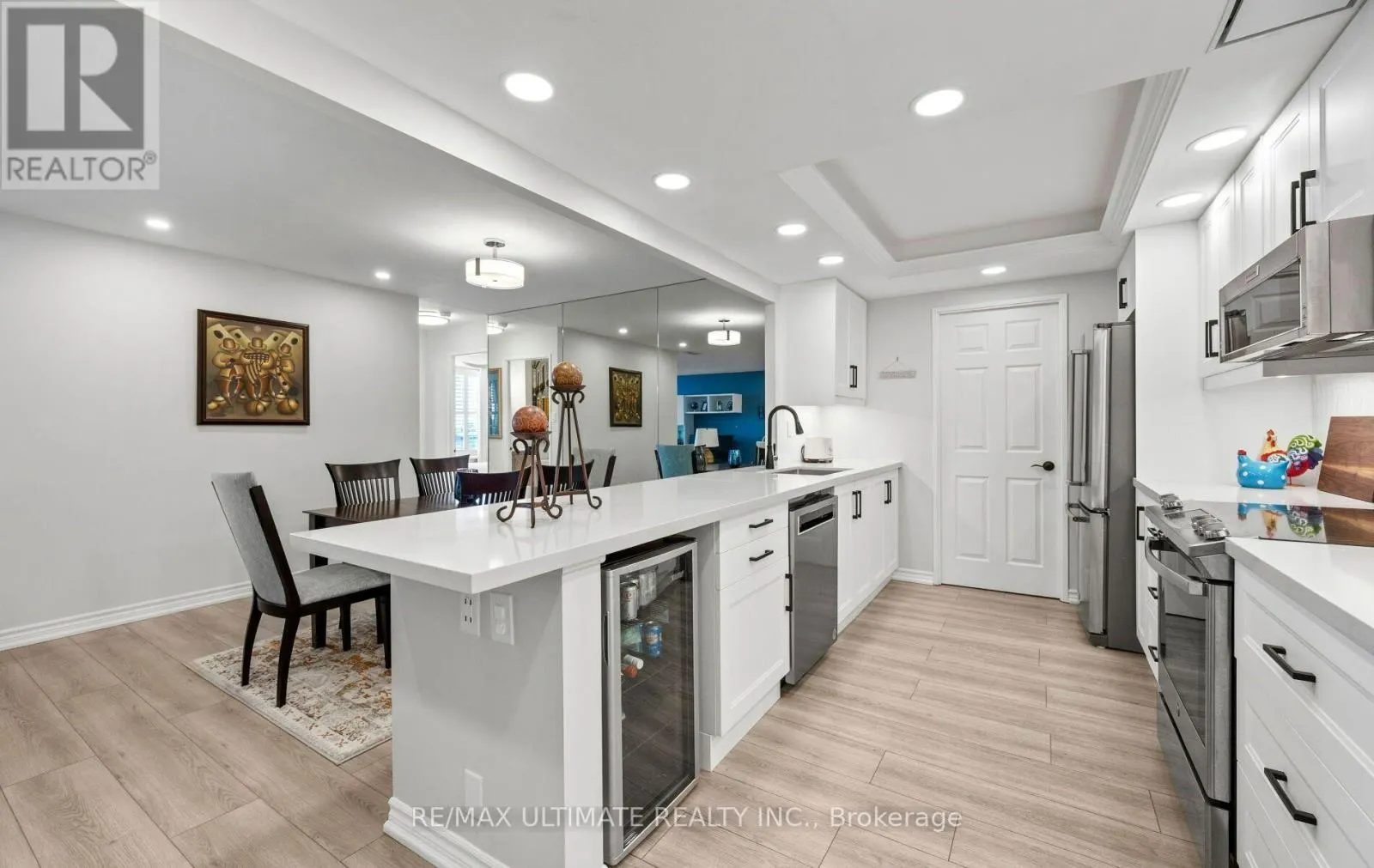PH9 - 55 AUSTIN DRIVE