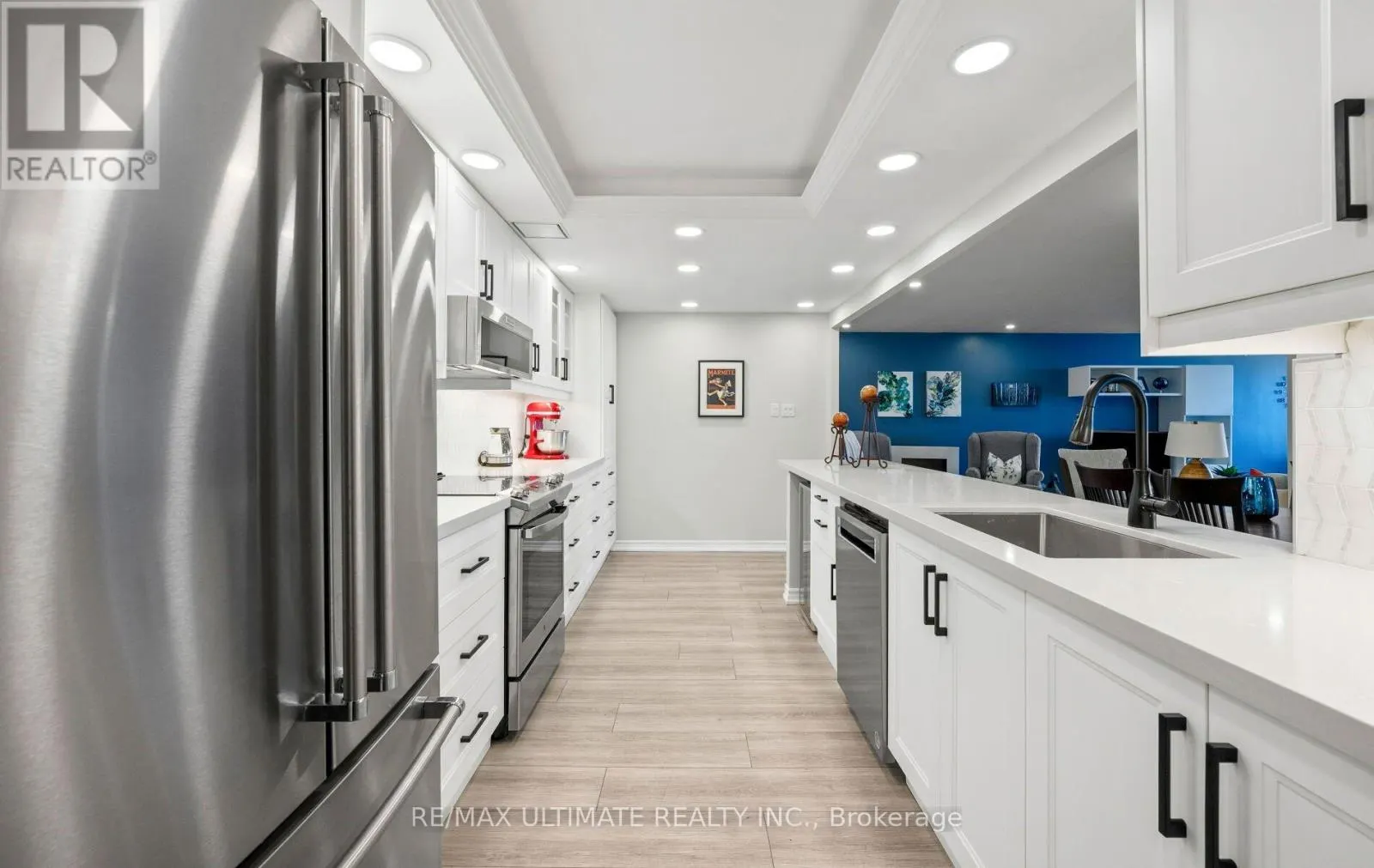 PH9 - 55 AUSTIN DRIVE