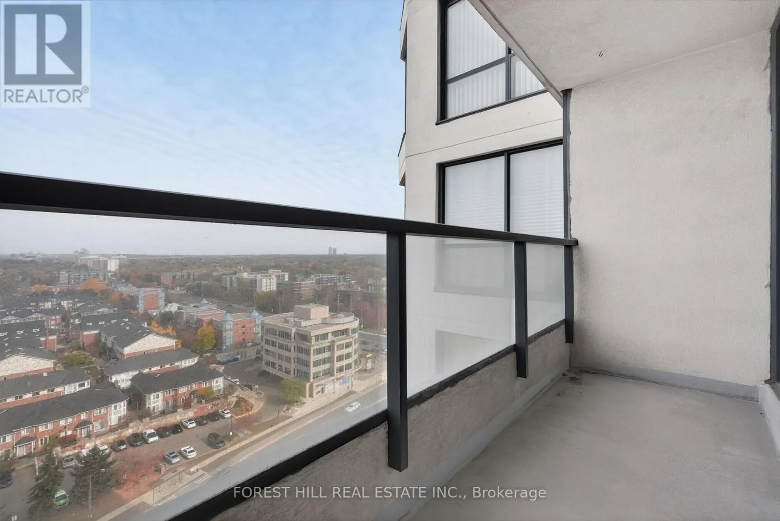 1606 - 1 CLARK AVENUE