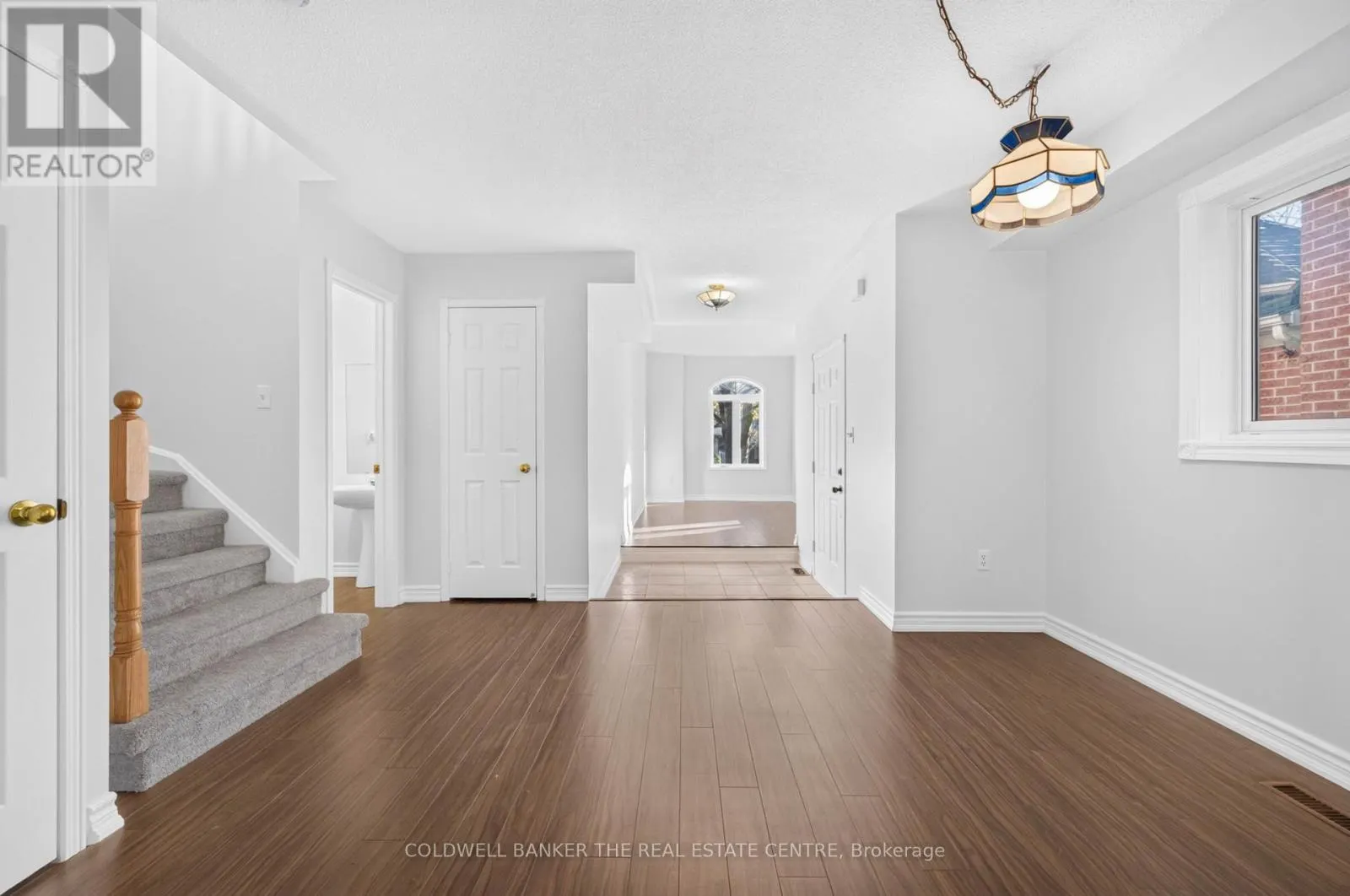 331 WARNER CRESCENT