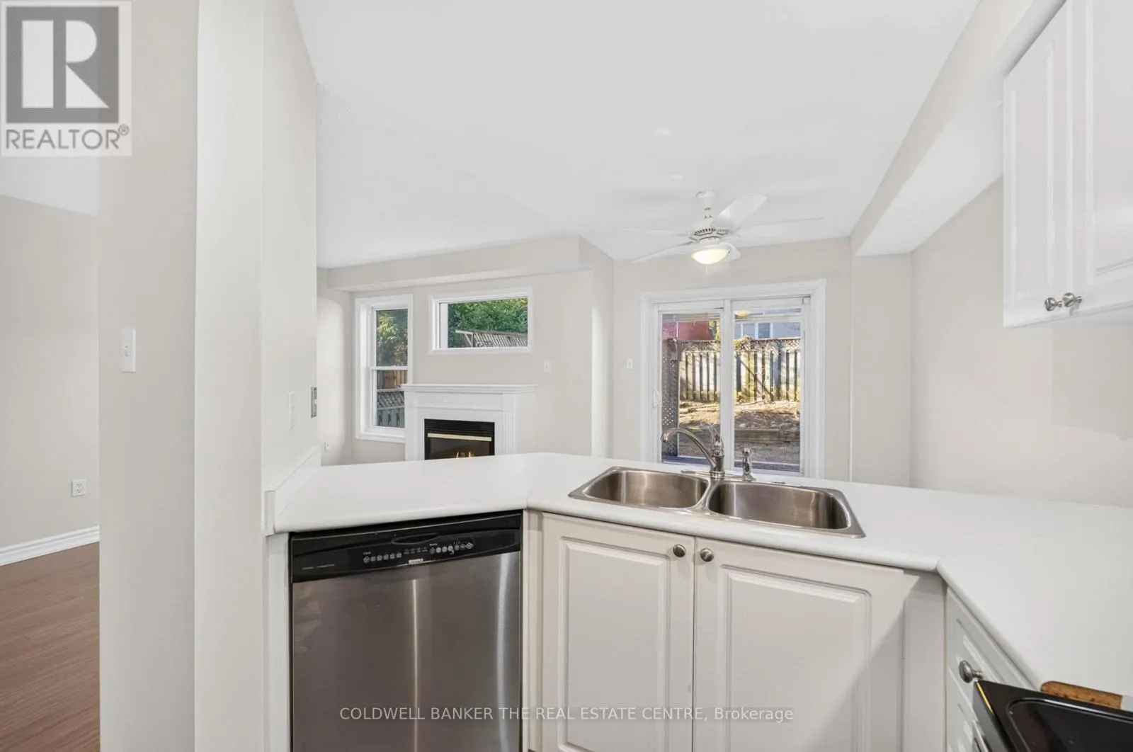 331 WARNER CRESCENT