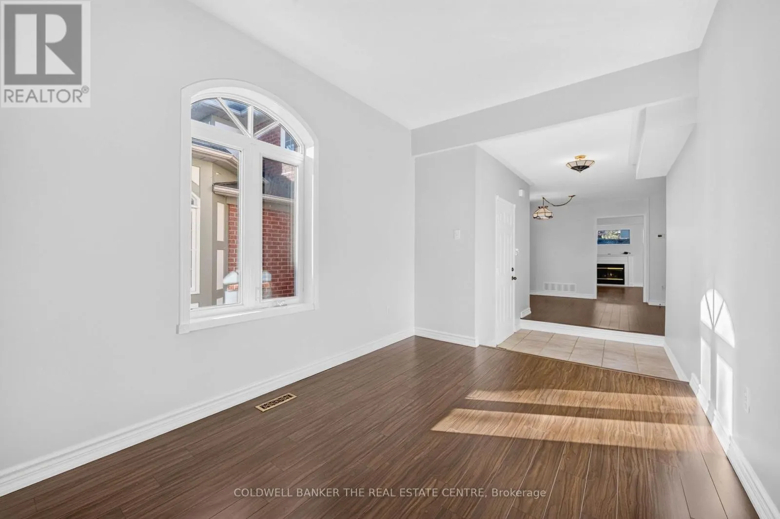 331 WARNER CRESCENT