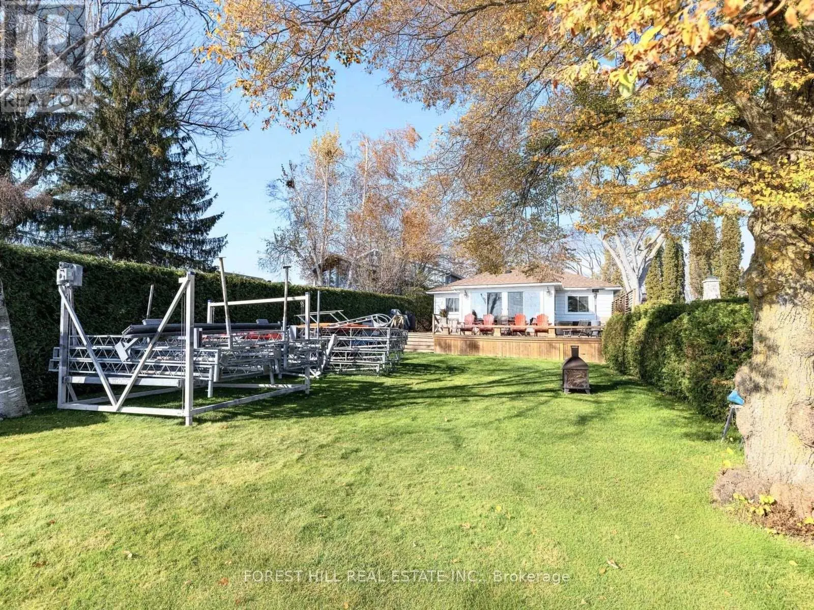 989 LITTLE CEDAR AVENUE