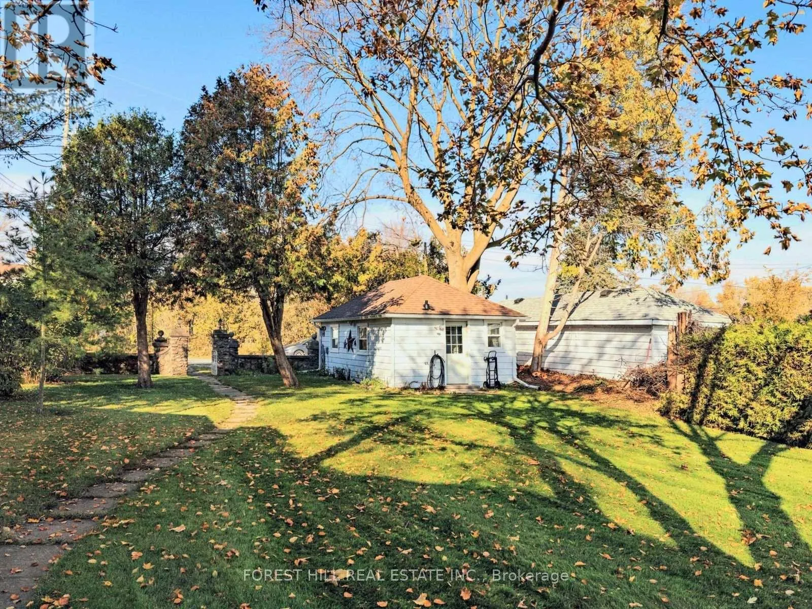989 LITTLE CEDAR AVENUE