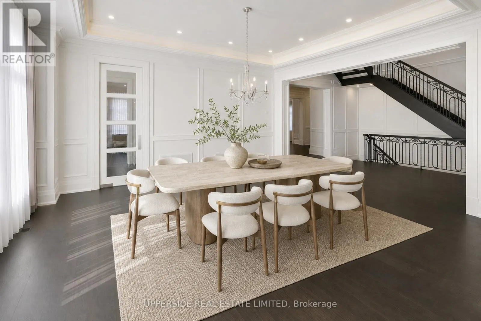 28 THORNRIDGE DRIVE