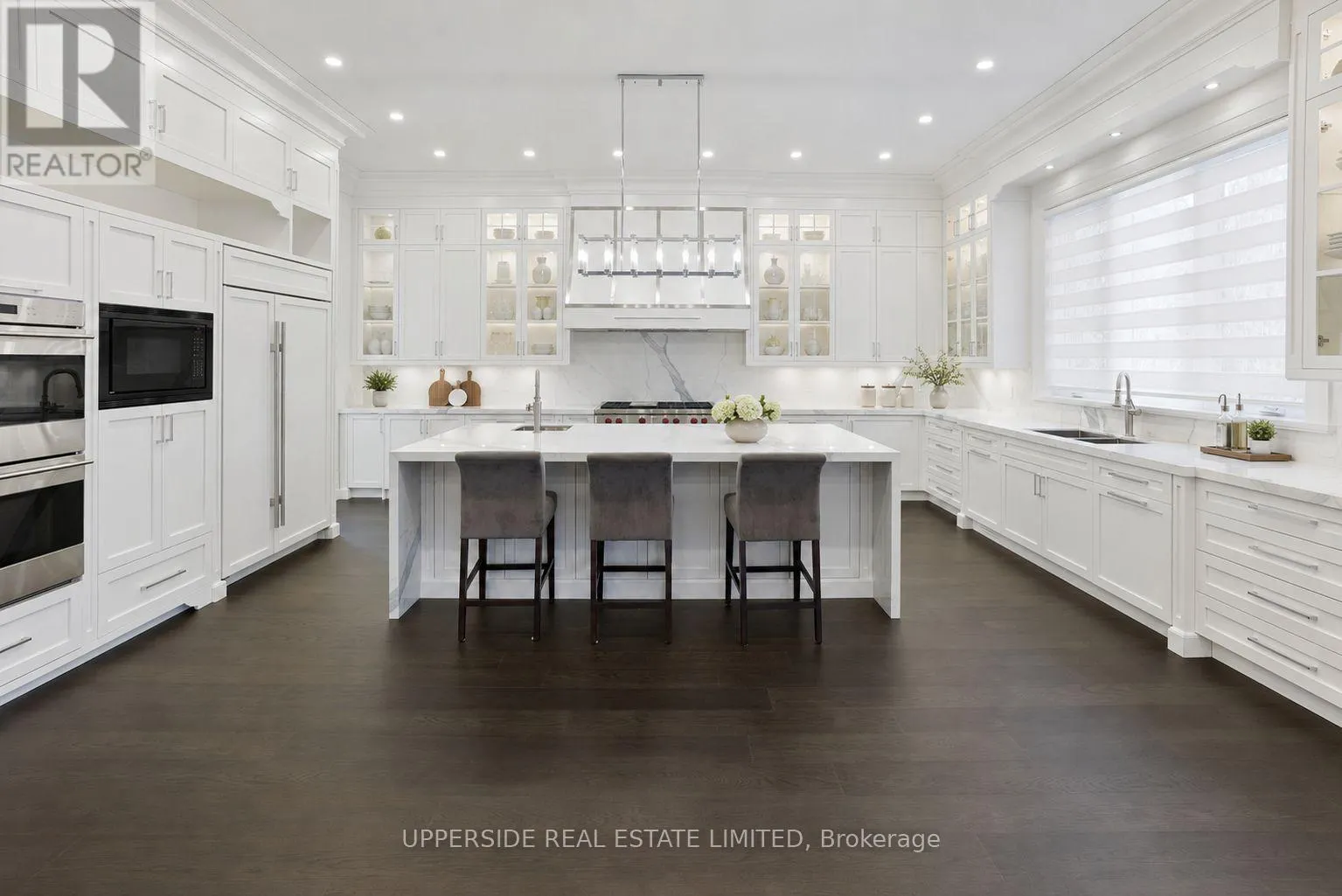 28 THORNRIDGE DRIVE