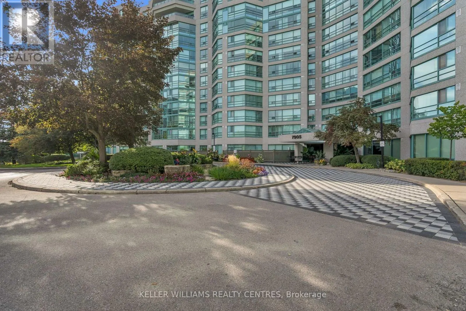 204 - 7905 BAYVIEW AVENUE