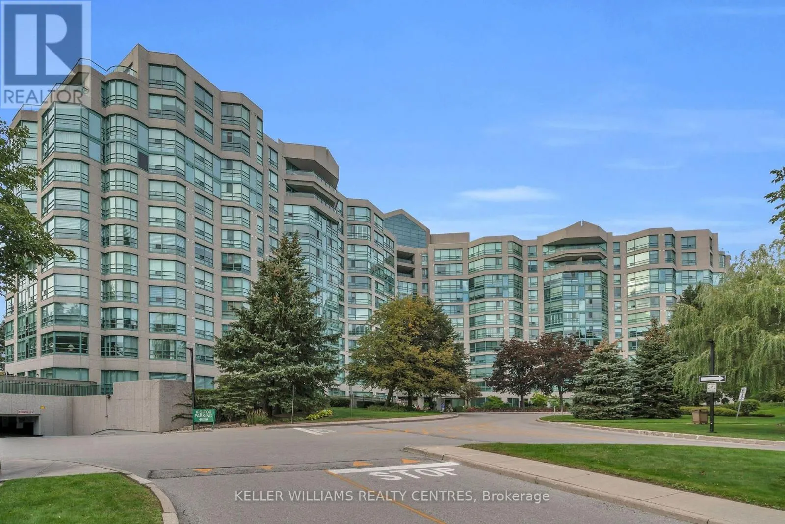 204 - 7905 BAYVIEW AVENUE
