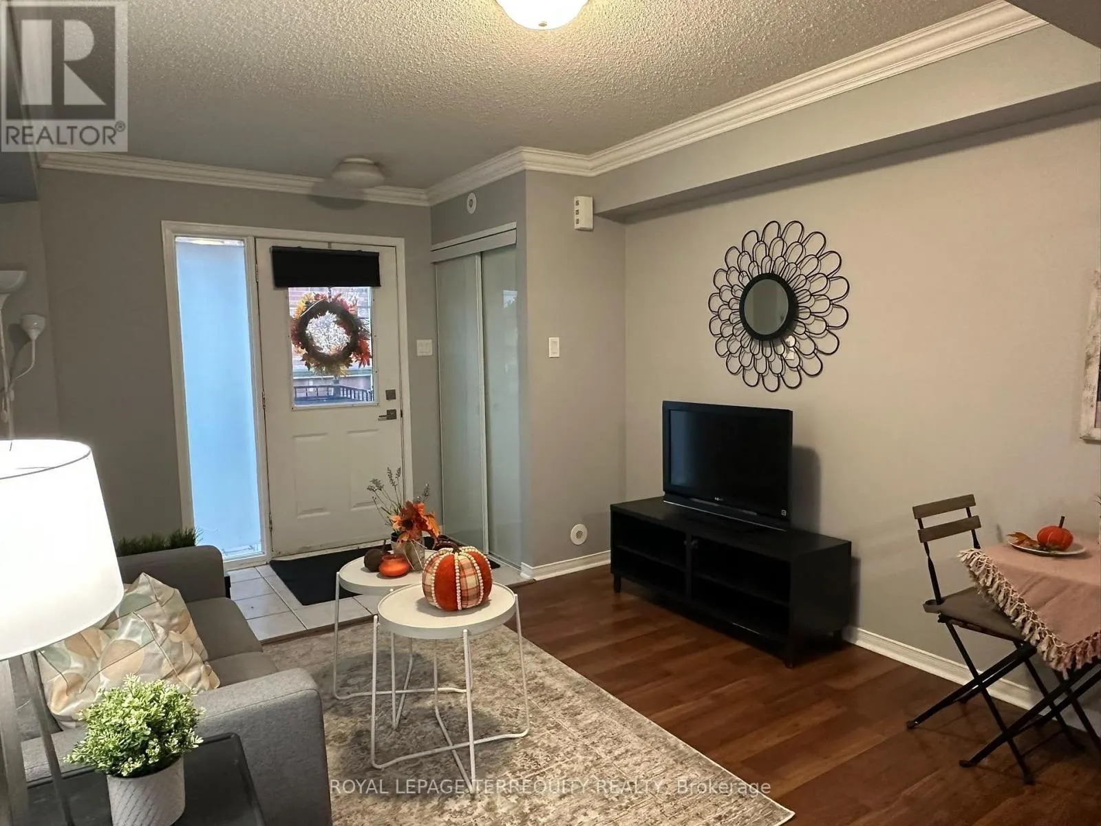 41 - 2265 BUR OAK AVENUE