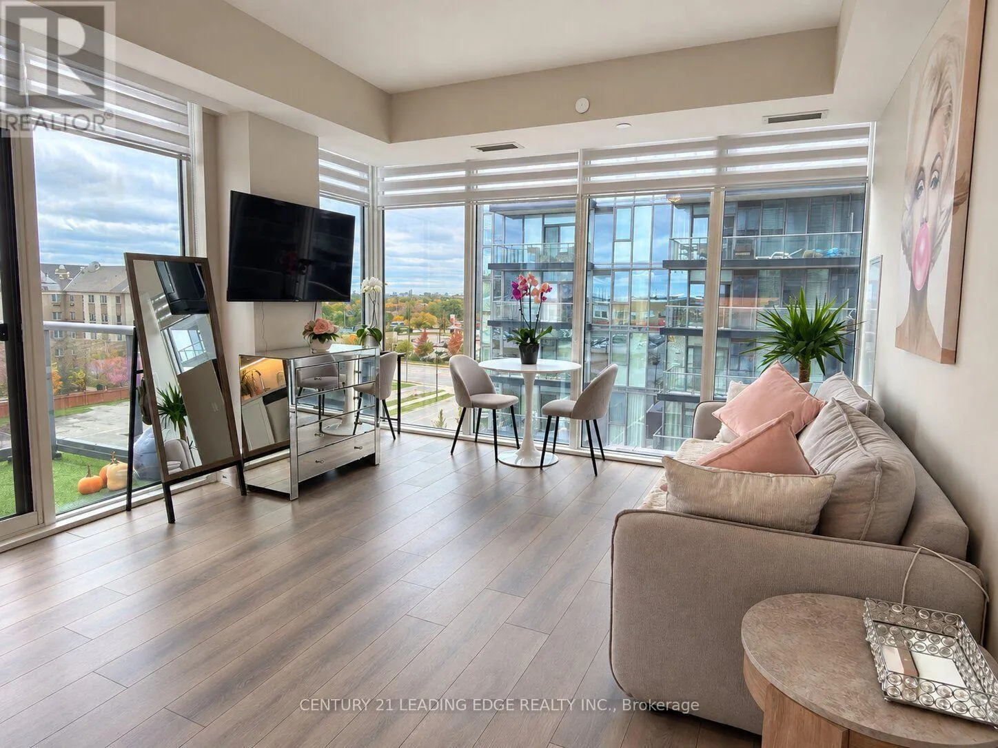 508 - 20 GATINEAU DRIVE
