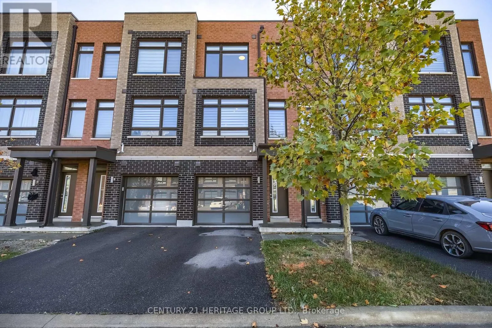 44 SAINTFIELD DRIVE