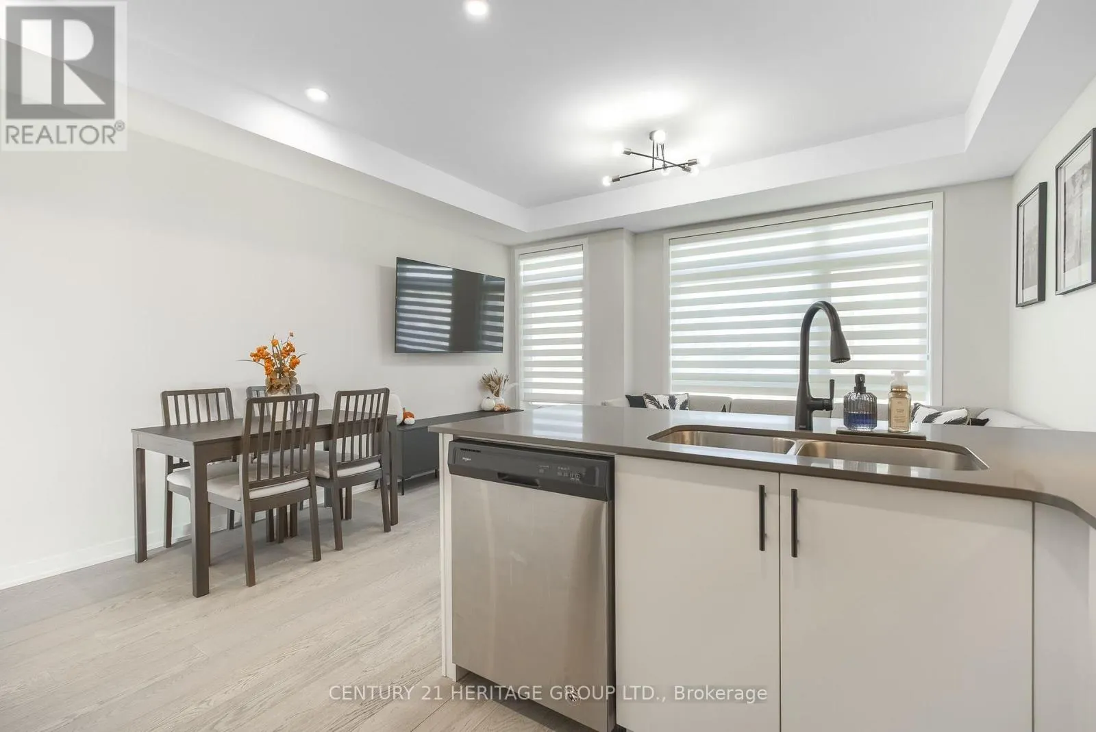 44 SAINTFIELD DRIVE