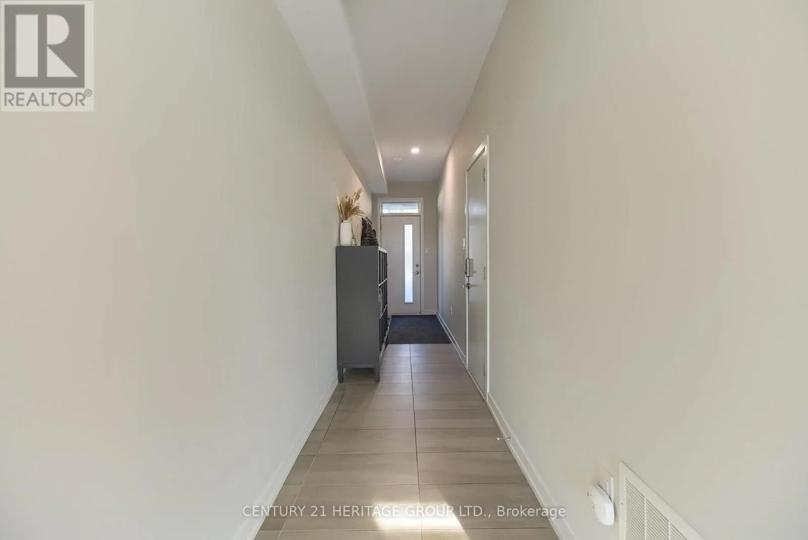44 SAINTFIELD DRIVE