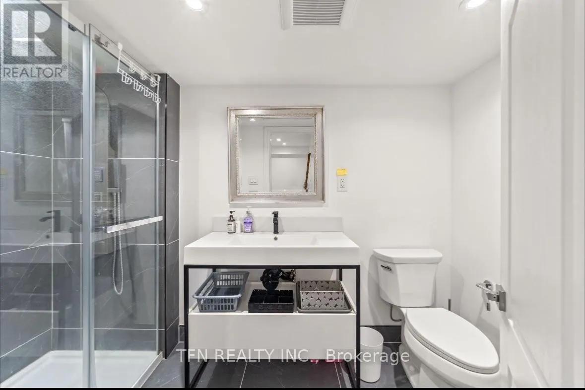ROOM #1 - 17 CAMDEN DRIVE