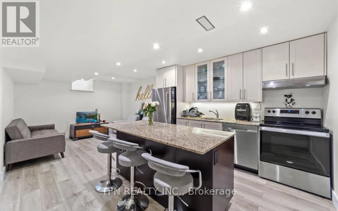 ROOM #1 - 17 CAMDEN DRIVE