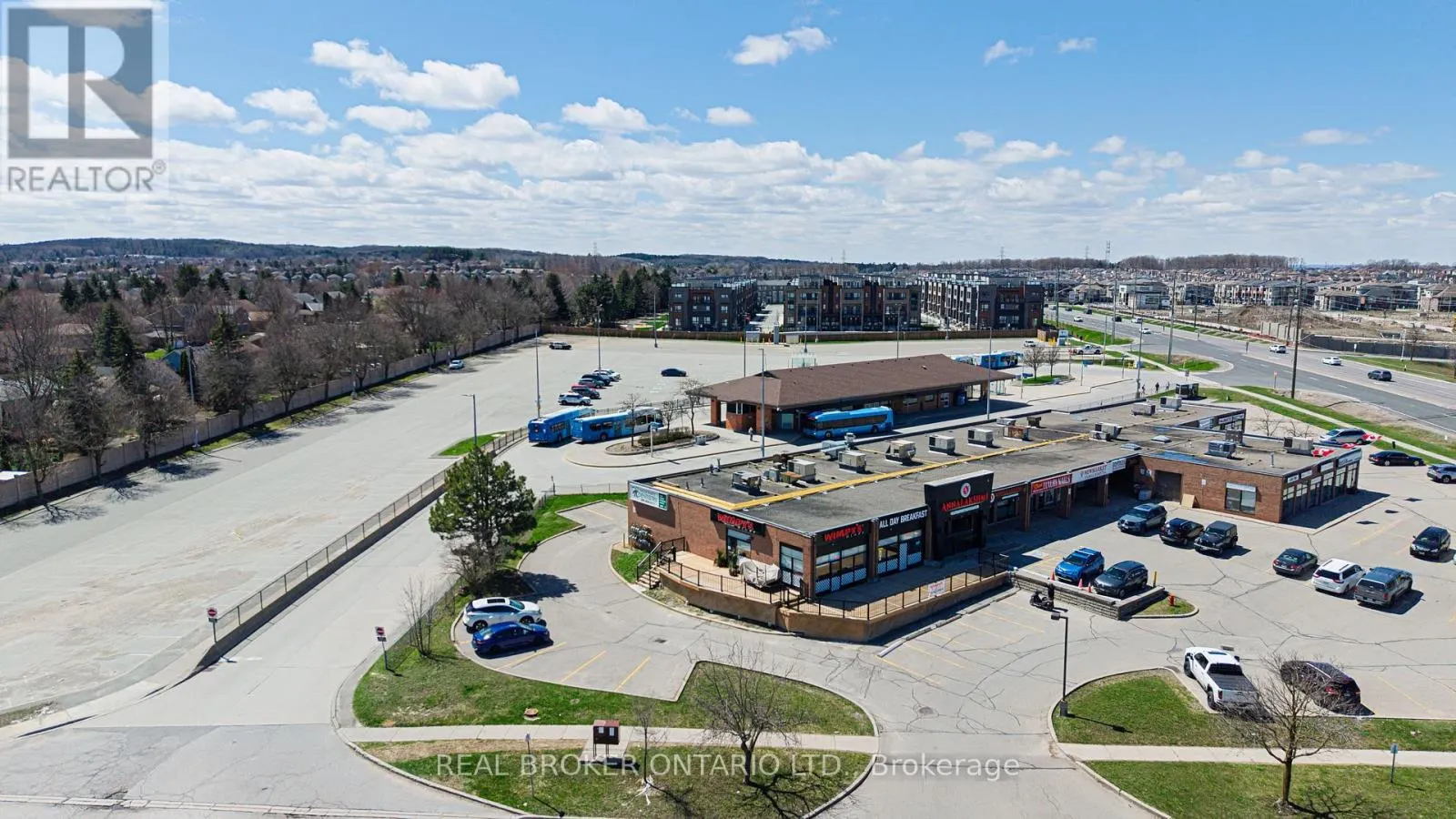 340 EAGLE STREET W