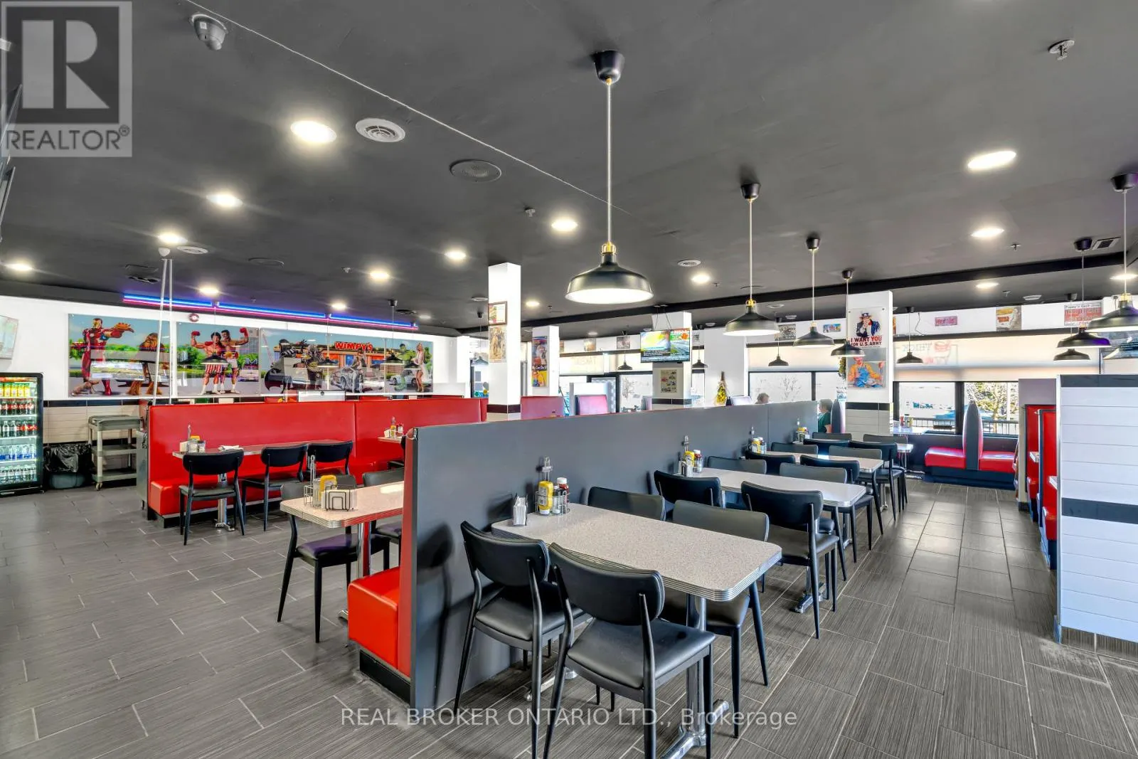 340 EAGLE STREET W