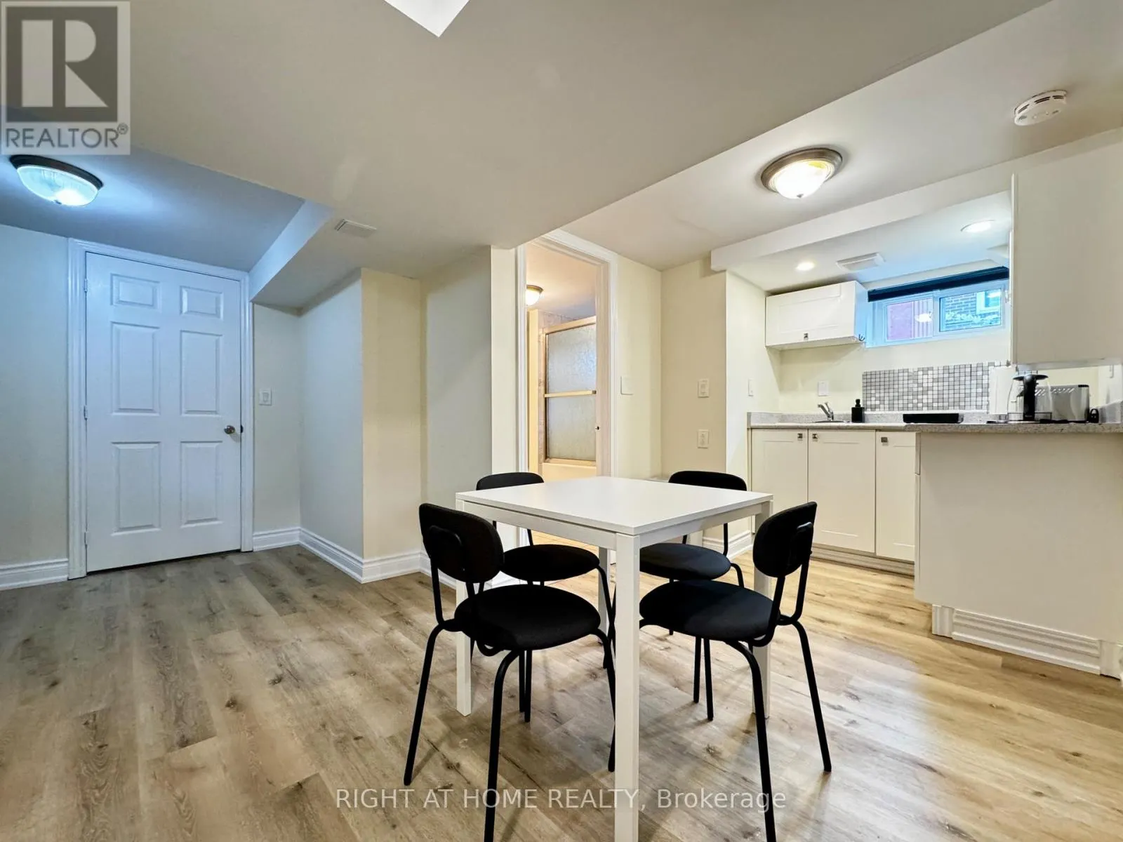 246 ZELDA CRESCENT