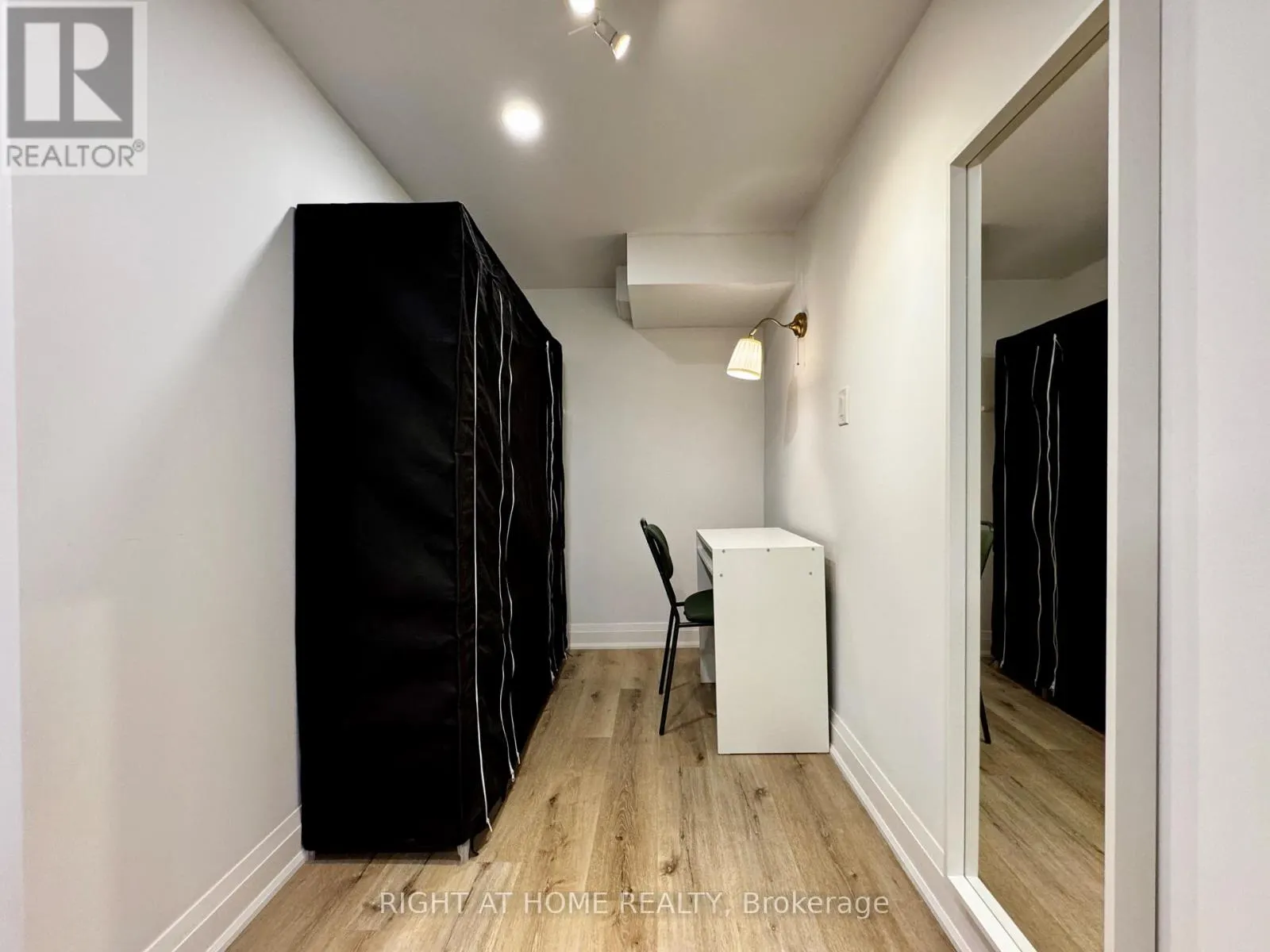 246 ZELDA CRESCENT