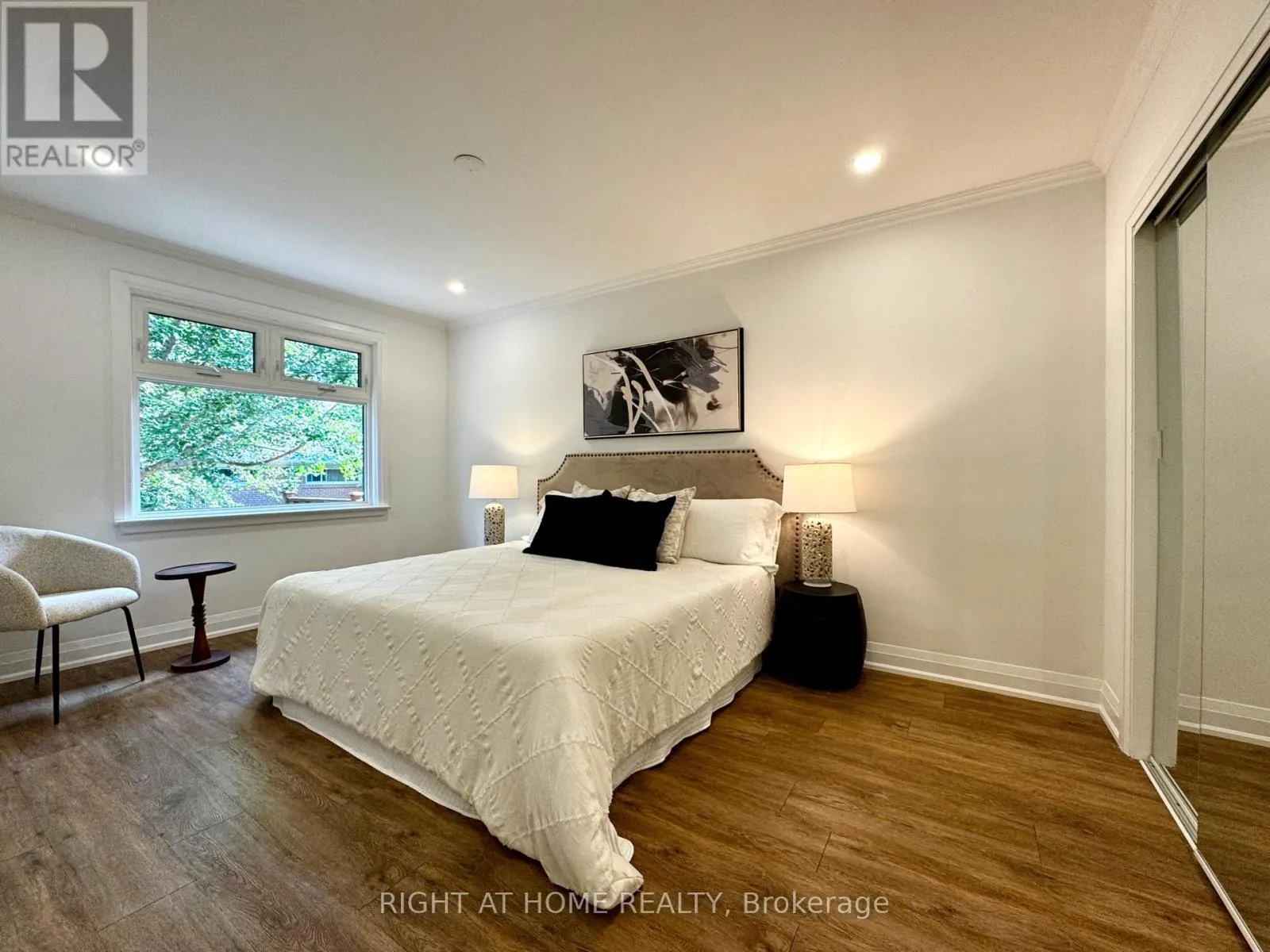 246 ZELDA CRESCENT