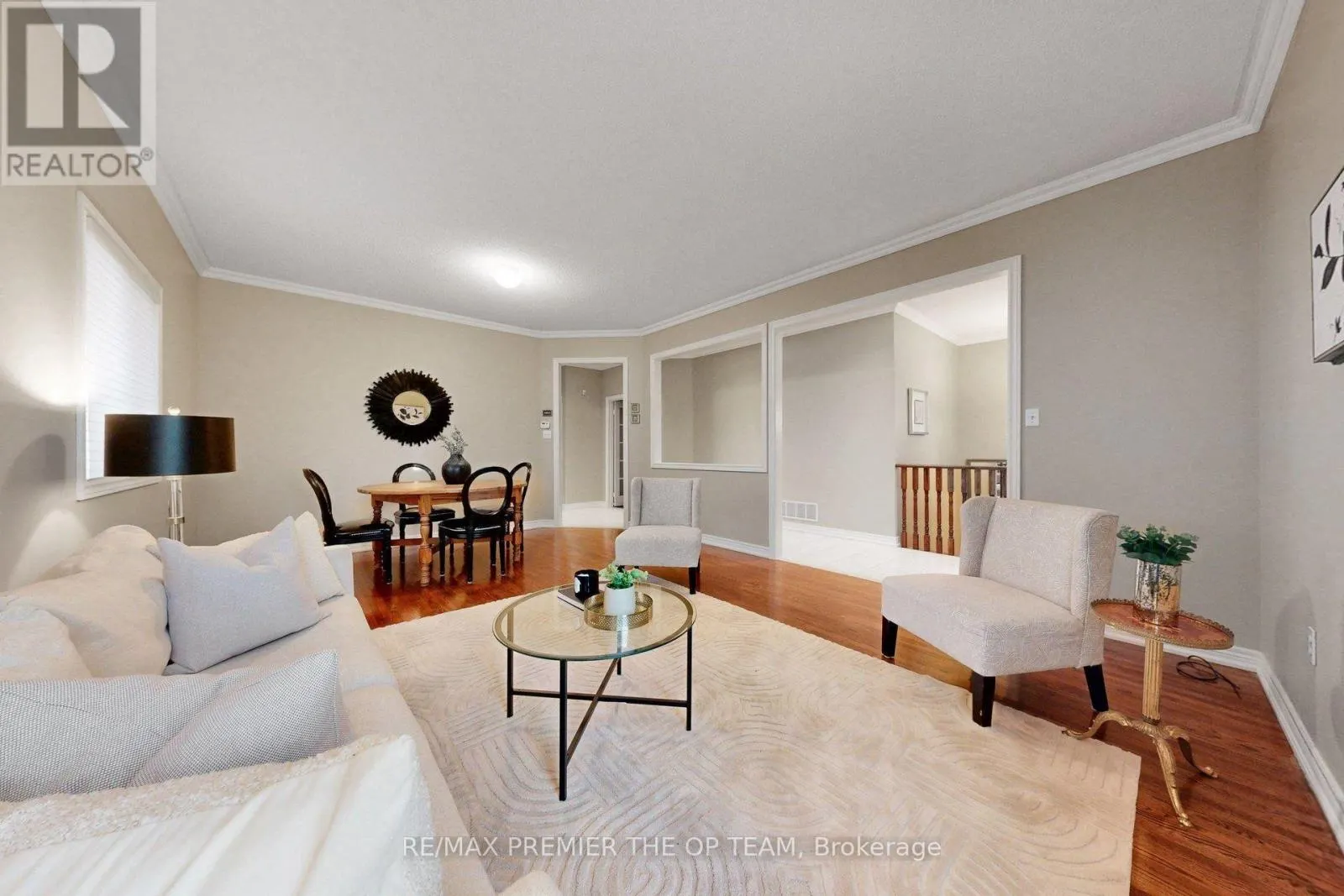 93 CACHET HILL CRESCENT
