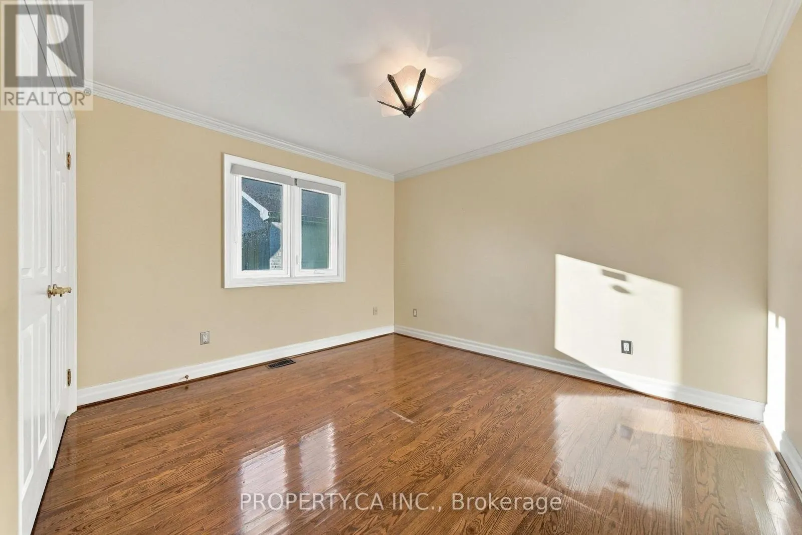 12 KING HIGH DRIVE