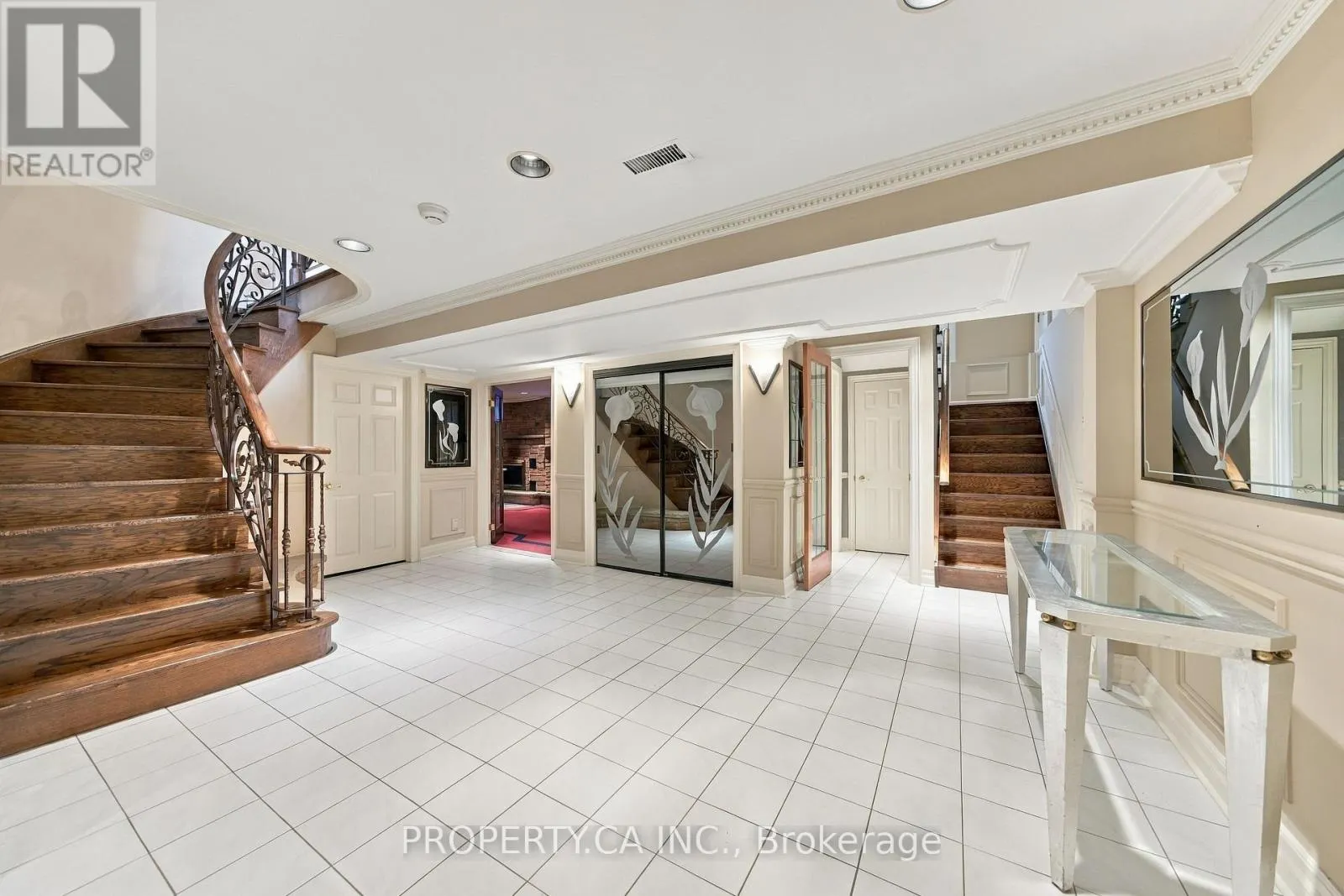 12 KING HIGH DRIVE