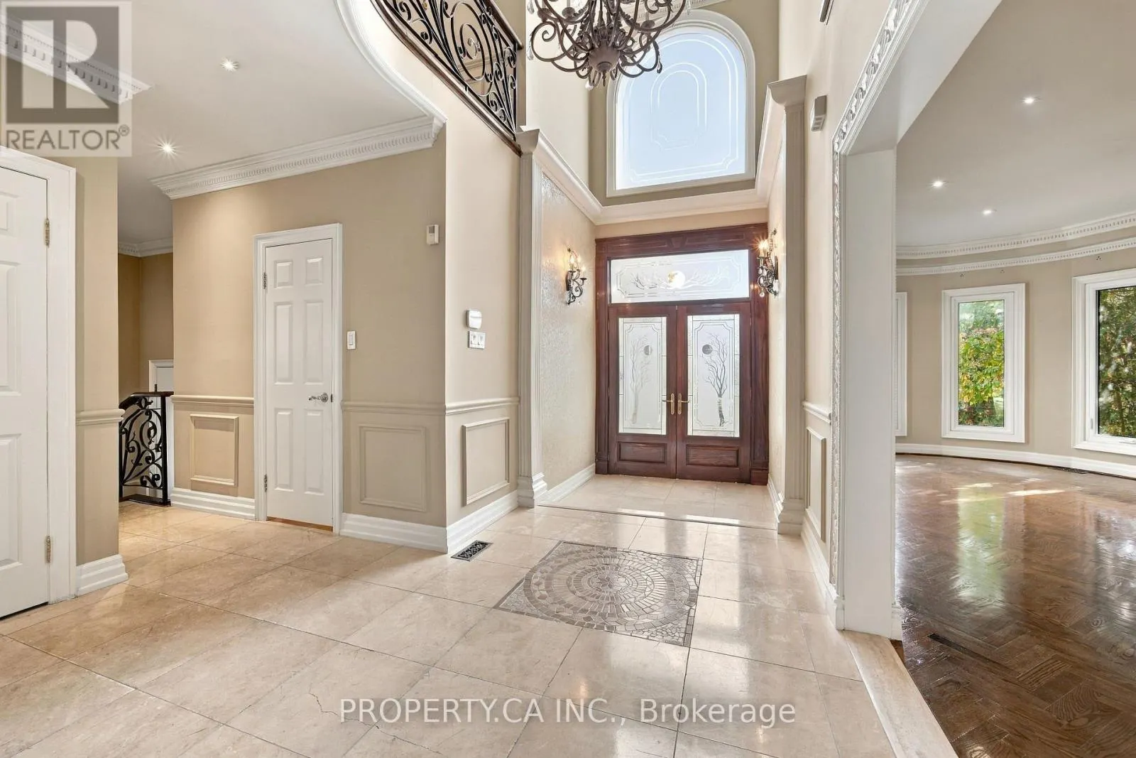 12 KING HIGH DRIVE