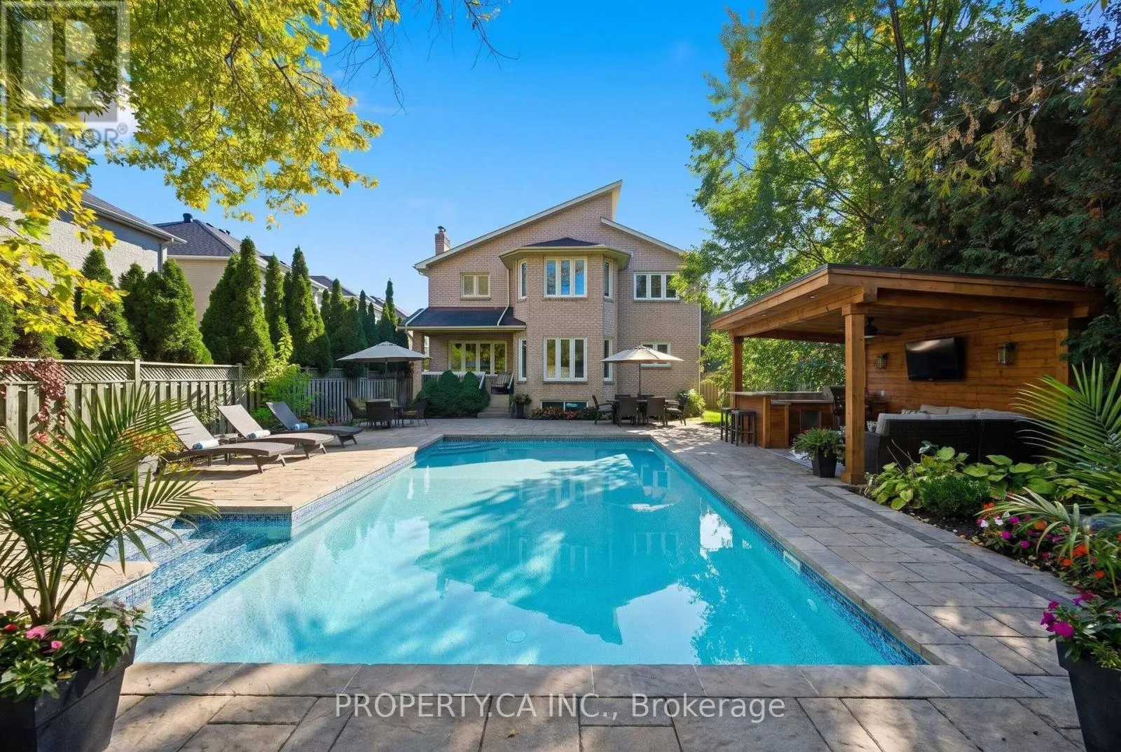 12 KING HIGH DRIVE