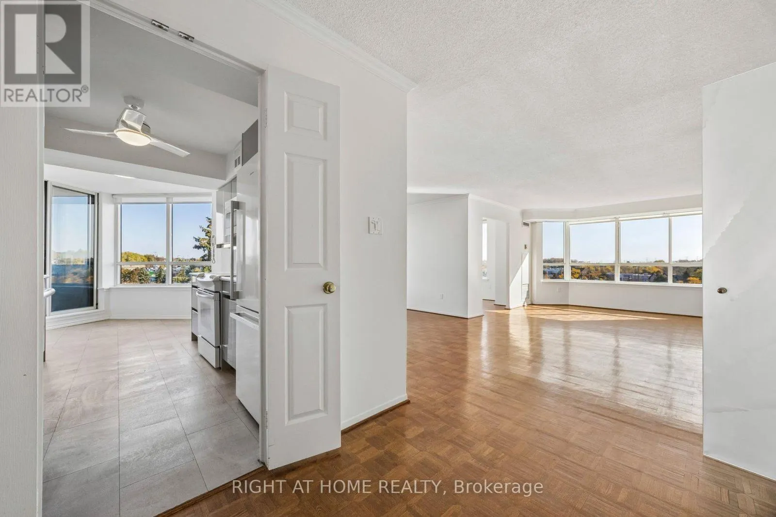 518 - 25 AUSTIN DRIVE