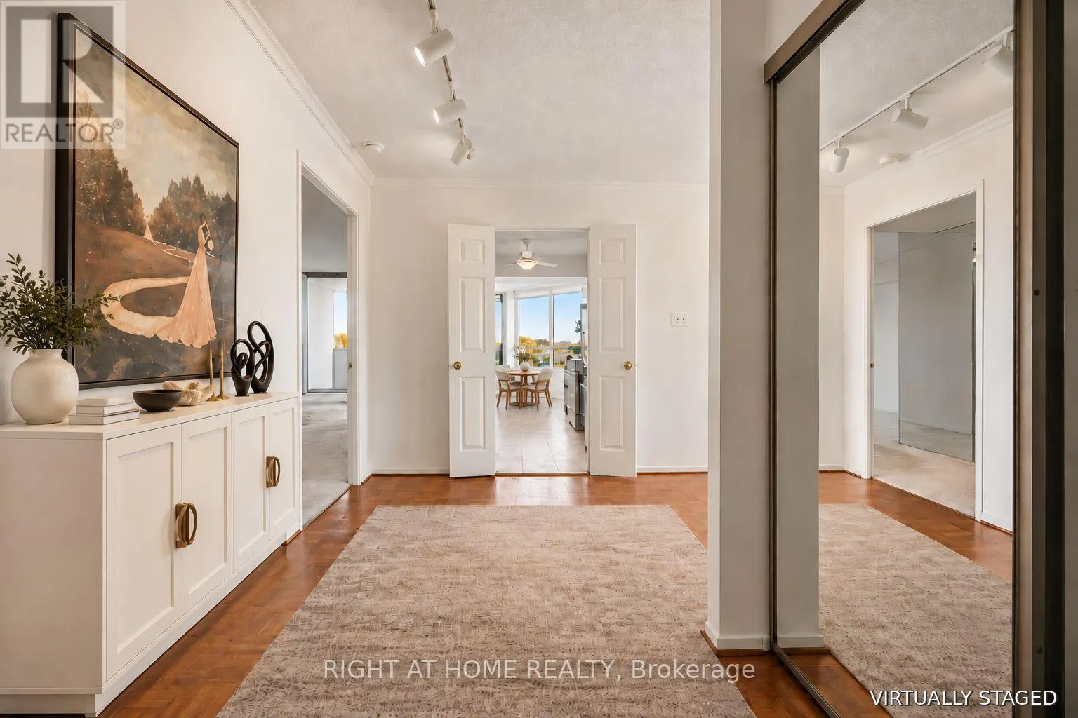 518 - 25 AUSTIN DRIVE