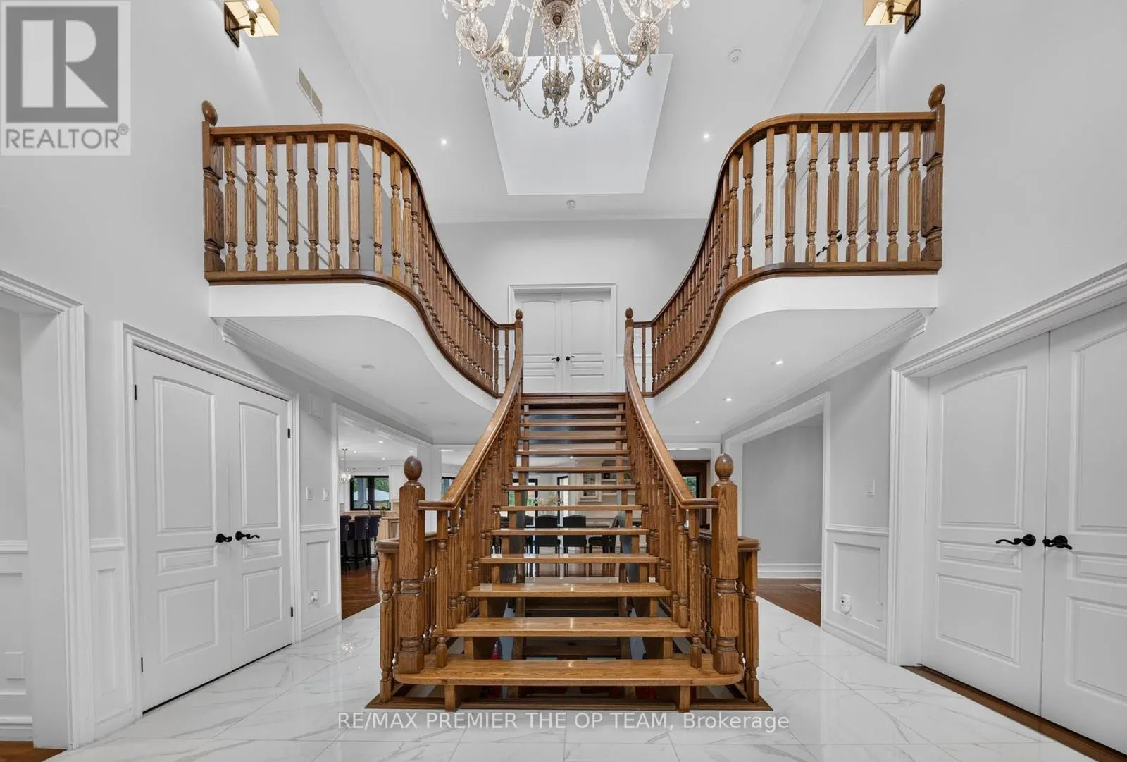 155 DIANAWOOD RIDGE