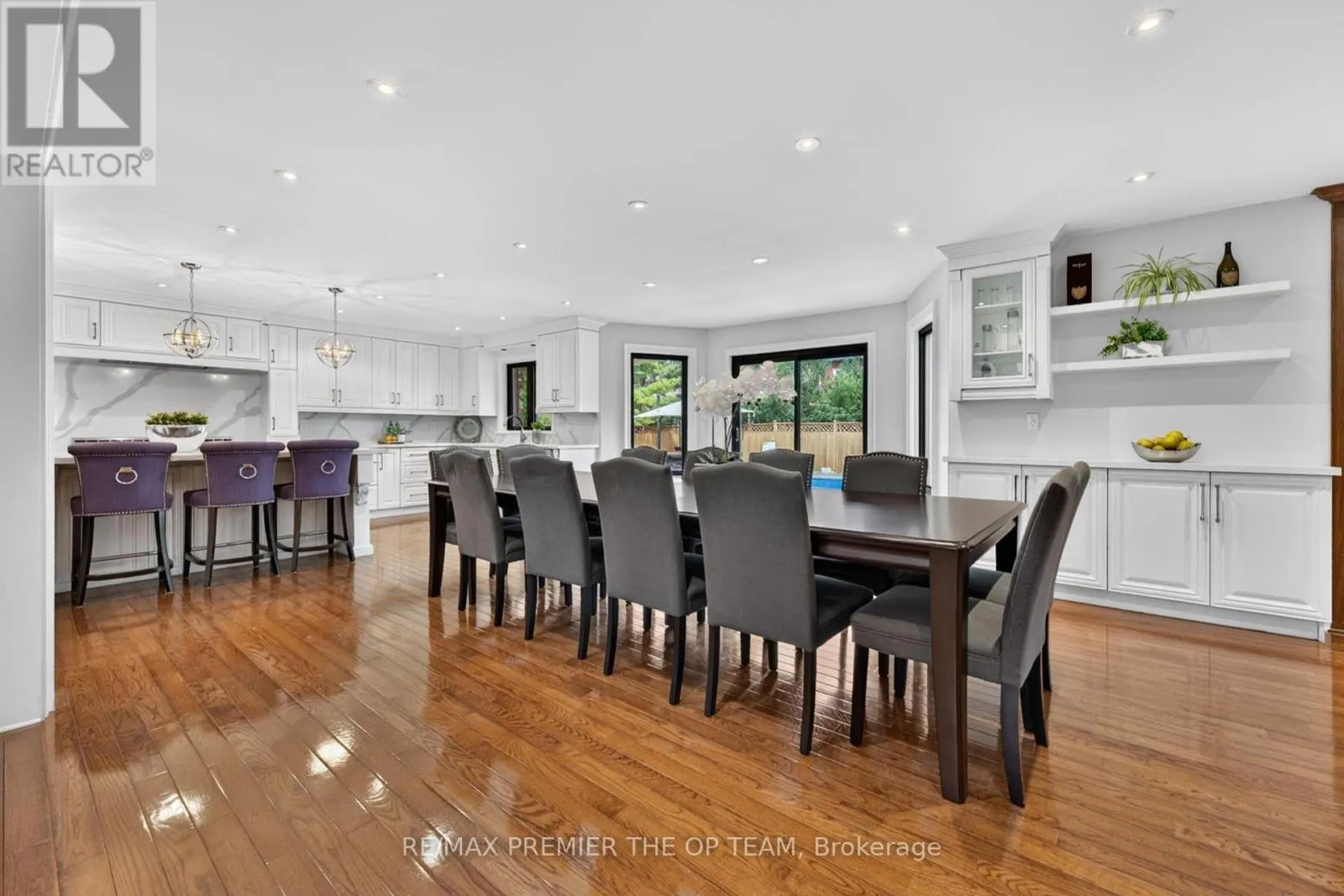 155 DIANAWOOD RIDGE